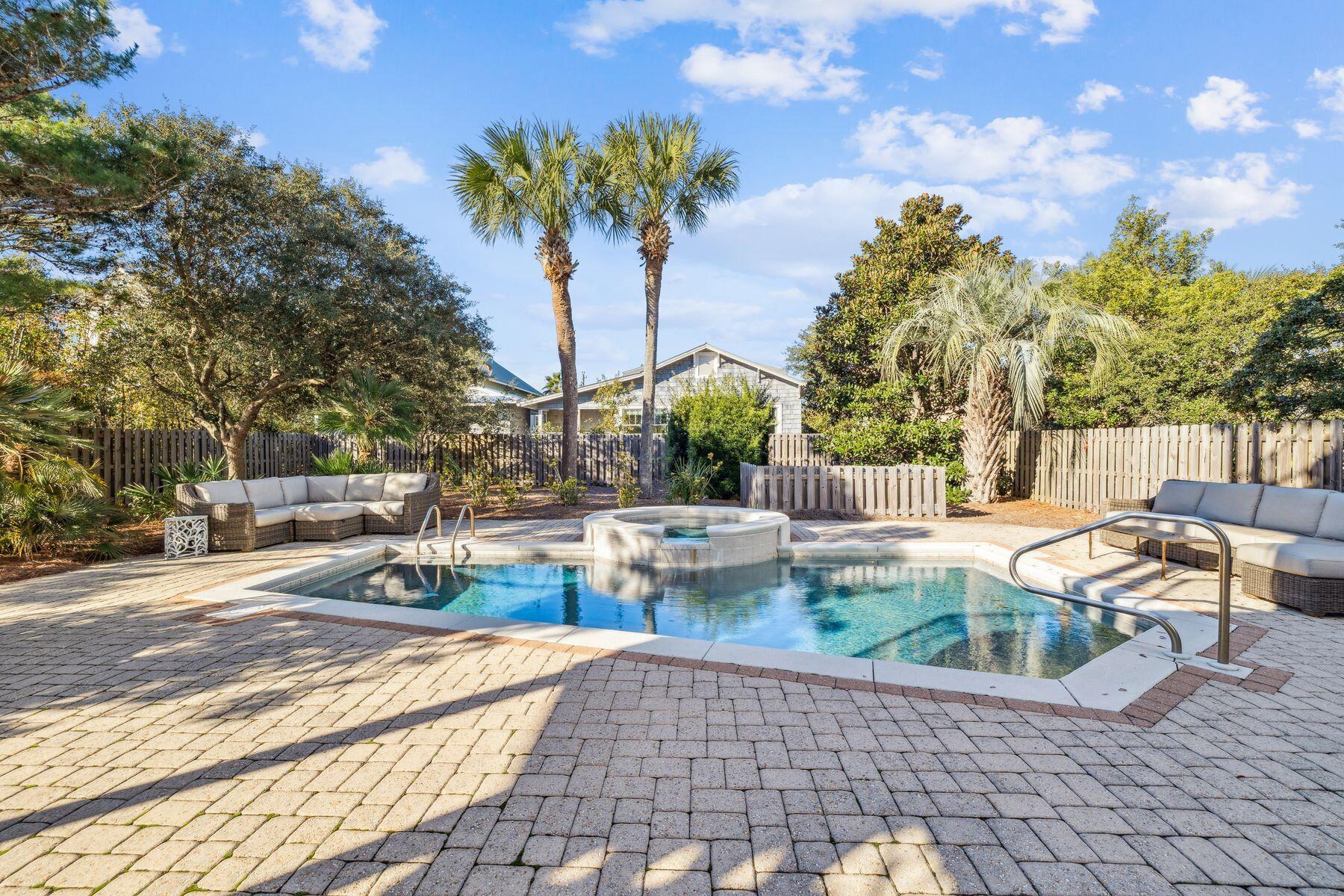 BLUE MOUNTAIN BEACH - Residential