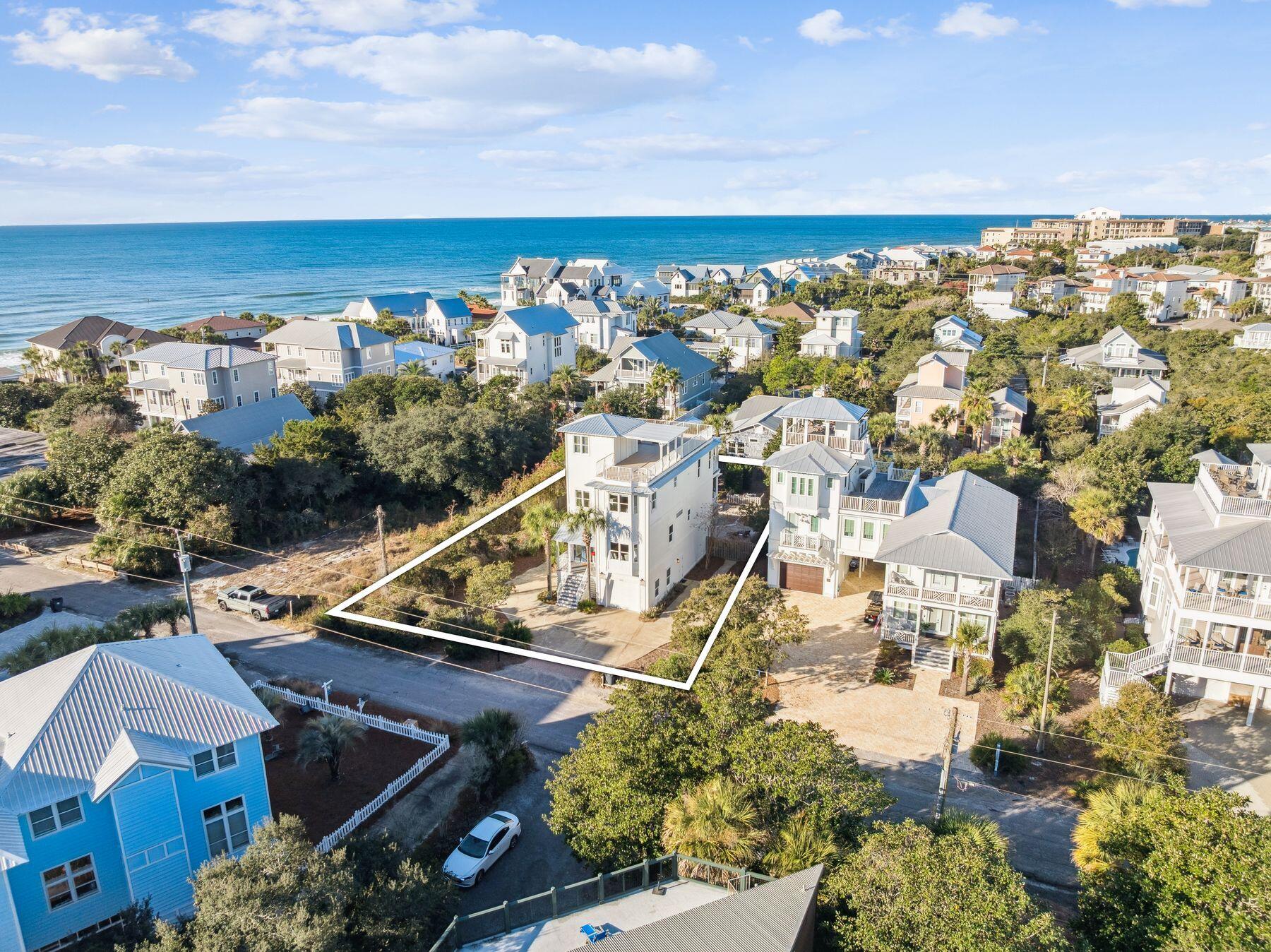 BLUE MOUNTAIN BEACH - Residential