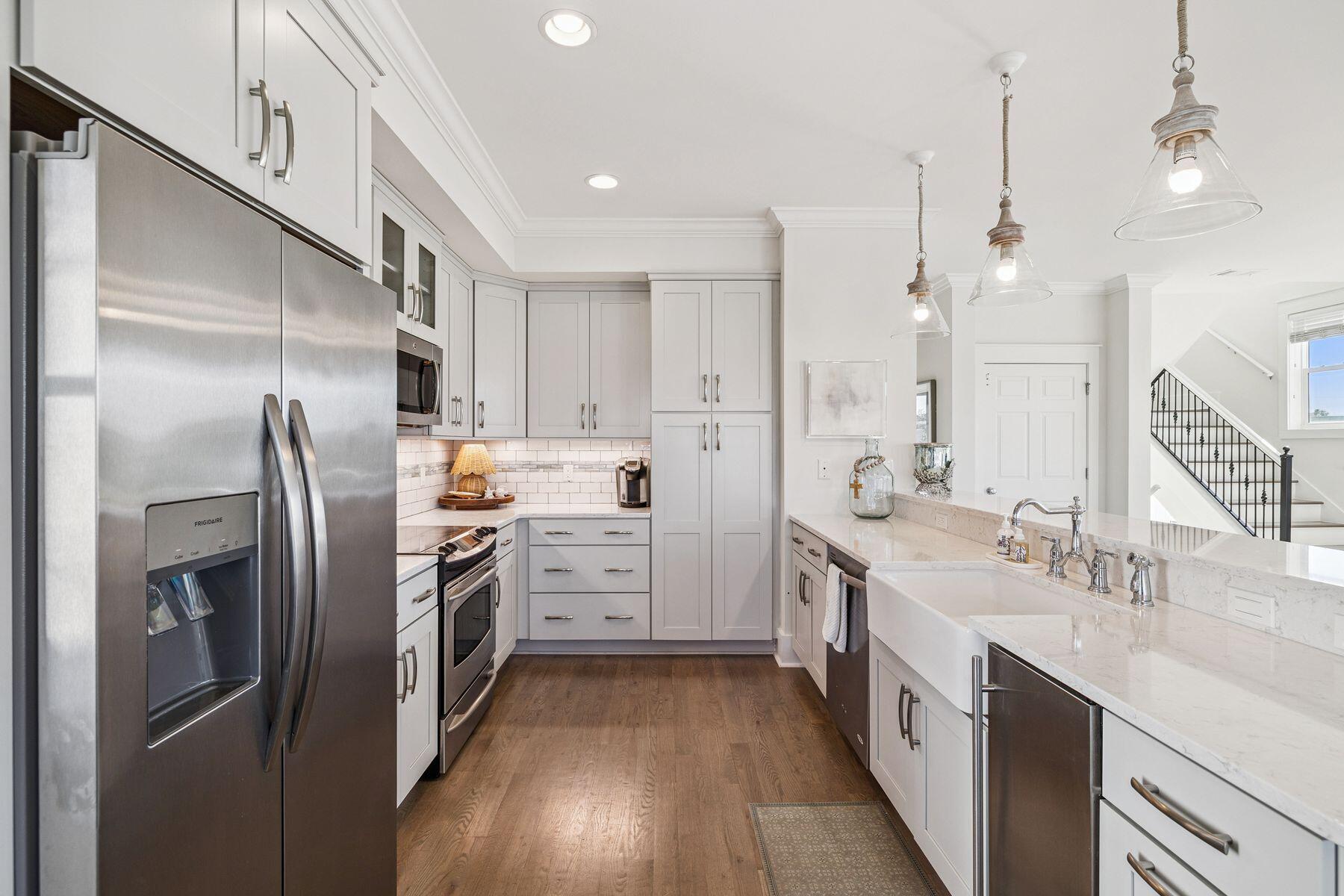 BLUE MOUNTAIN BEACH - Residential