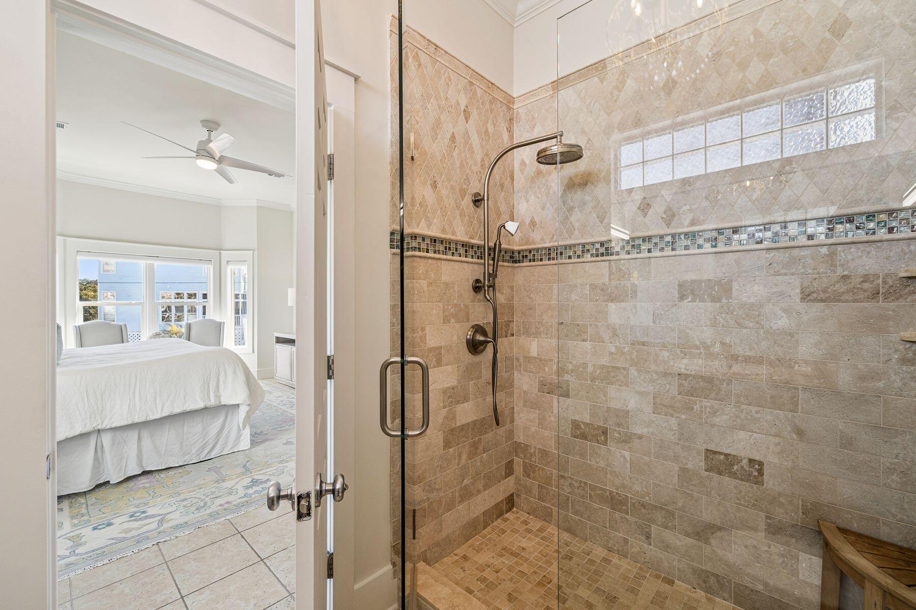 BLUE MOUNTAIN BEACH - Residential