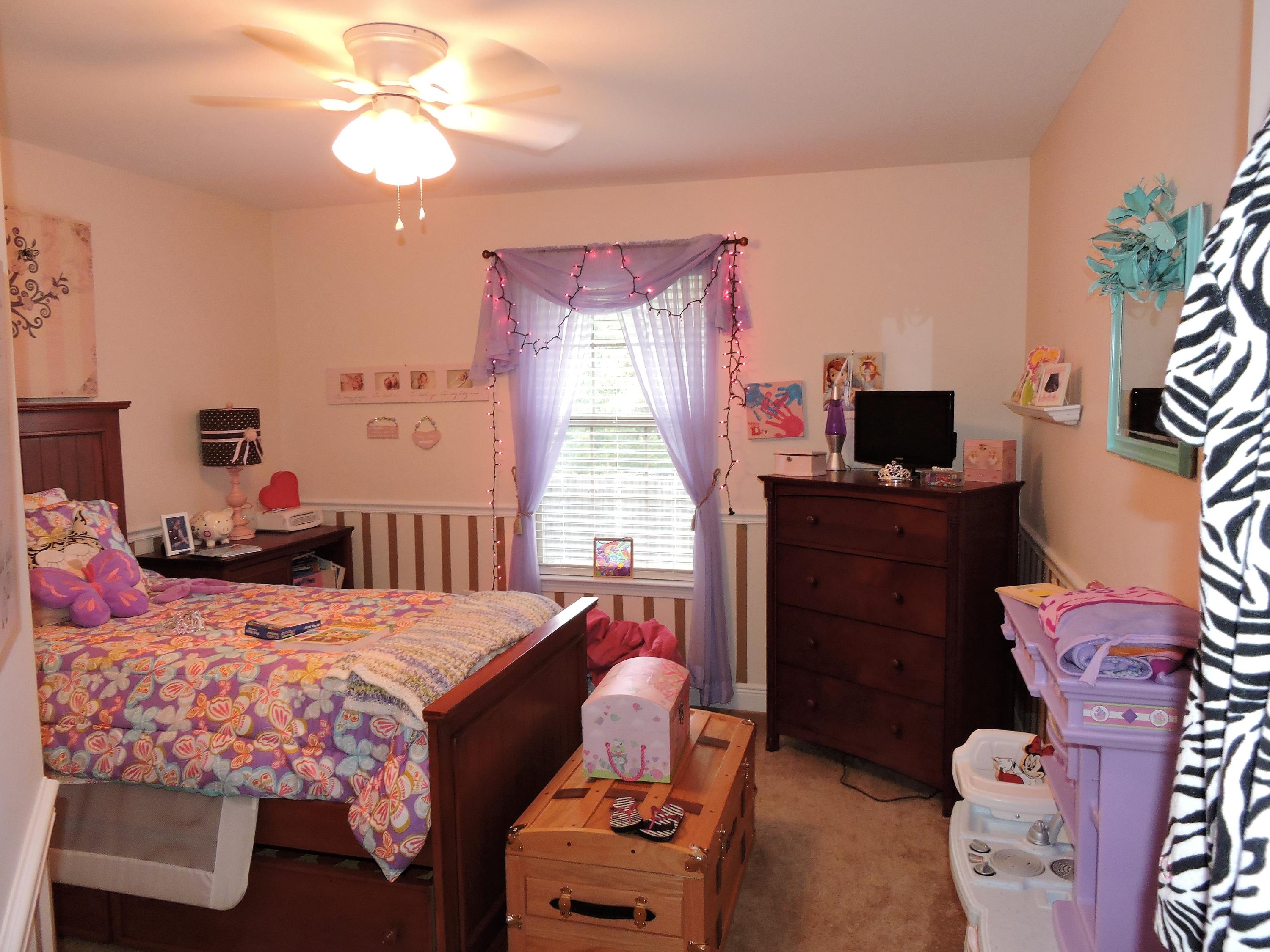 IRON GATE SUBD PHASE II - Residential Lease