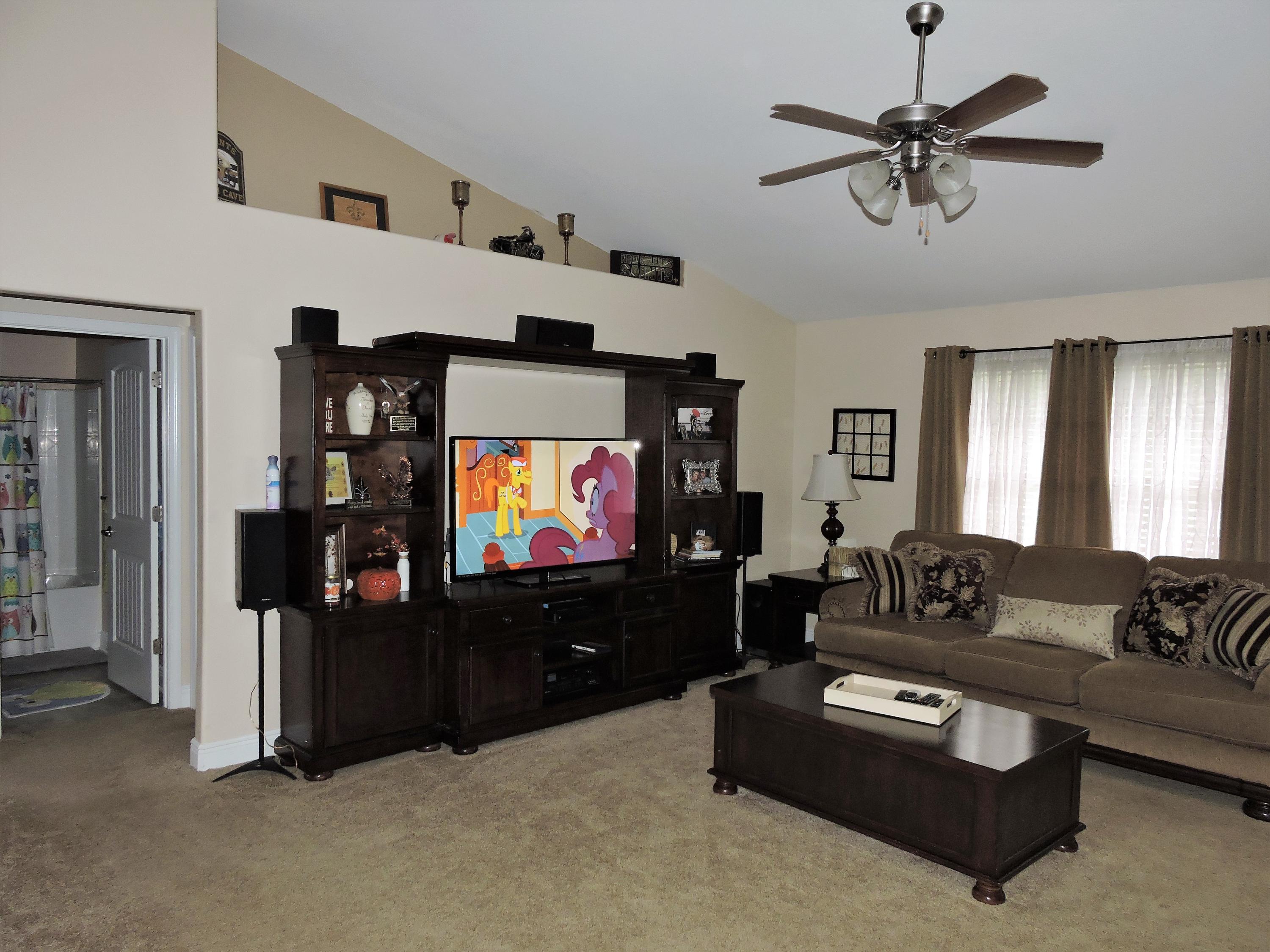 IRON GATE SUBD PHASE II - Residential Lease