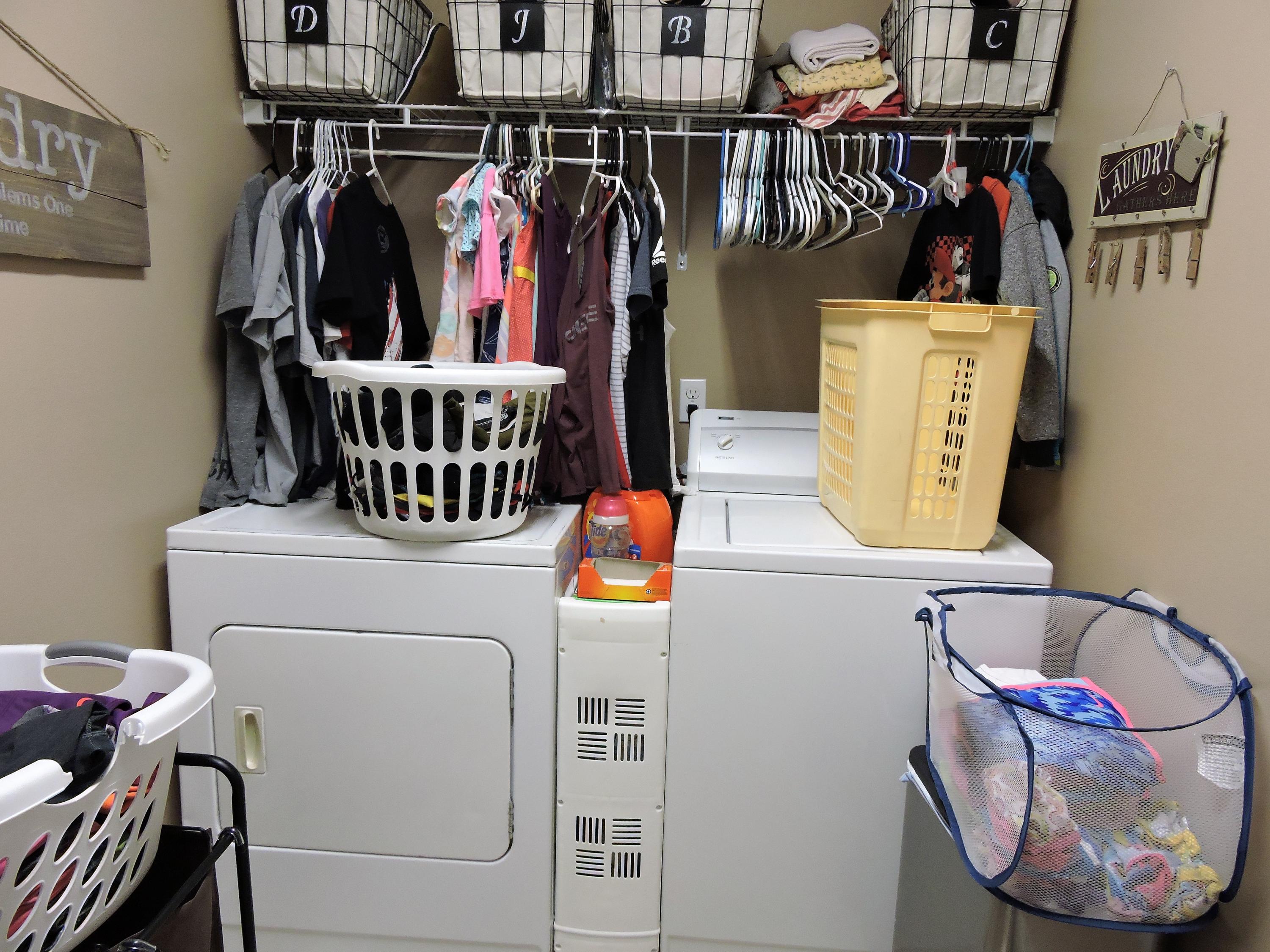 IRON GATE SUBD PHASE II - Residential Lease