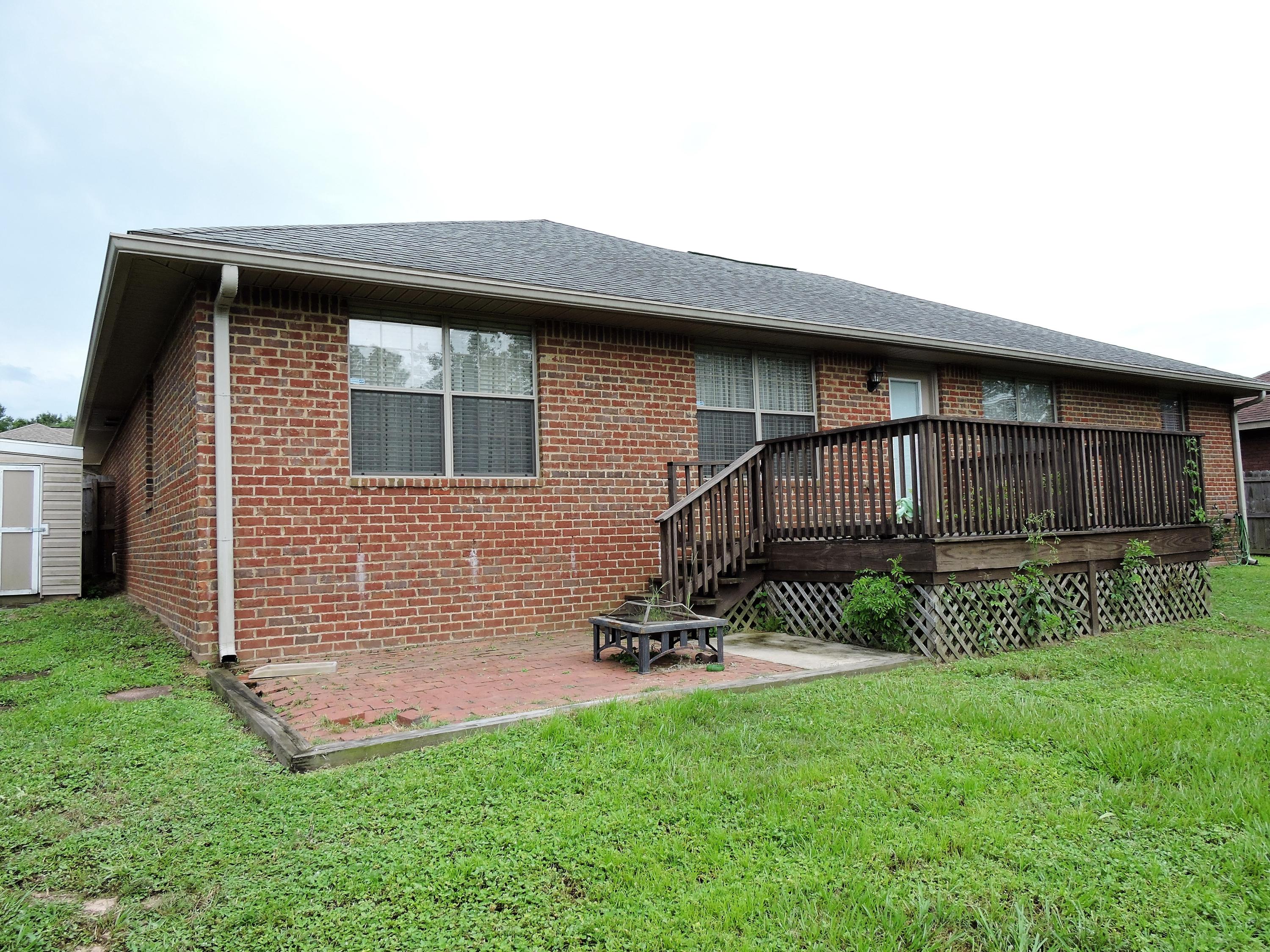 IRON GATE SUBD PHASE II - Residential Lease