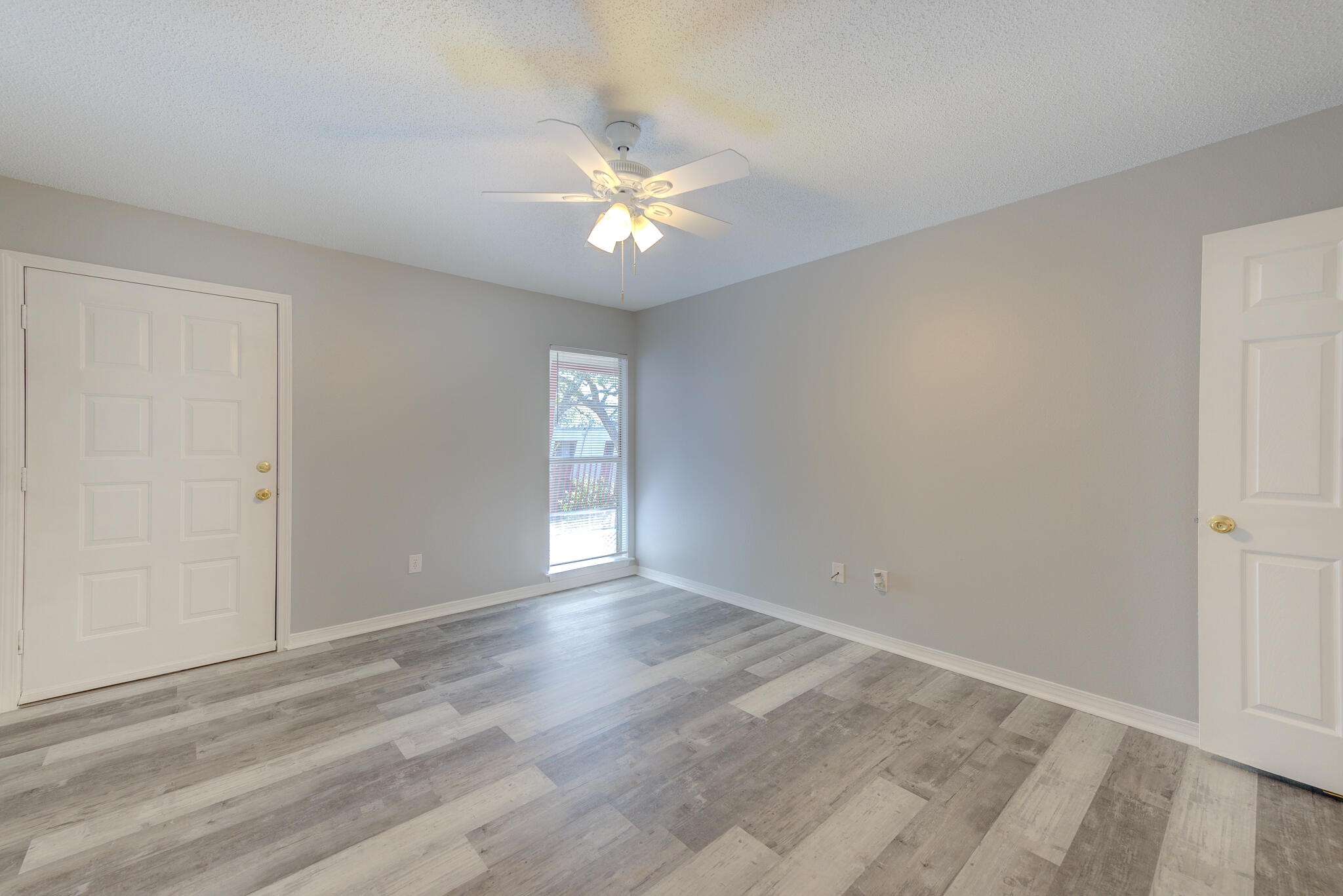 PIER ONE CONDO - Residential