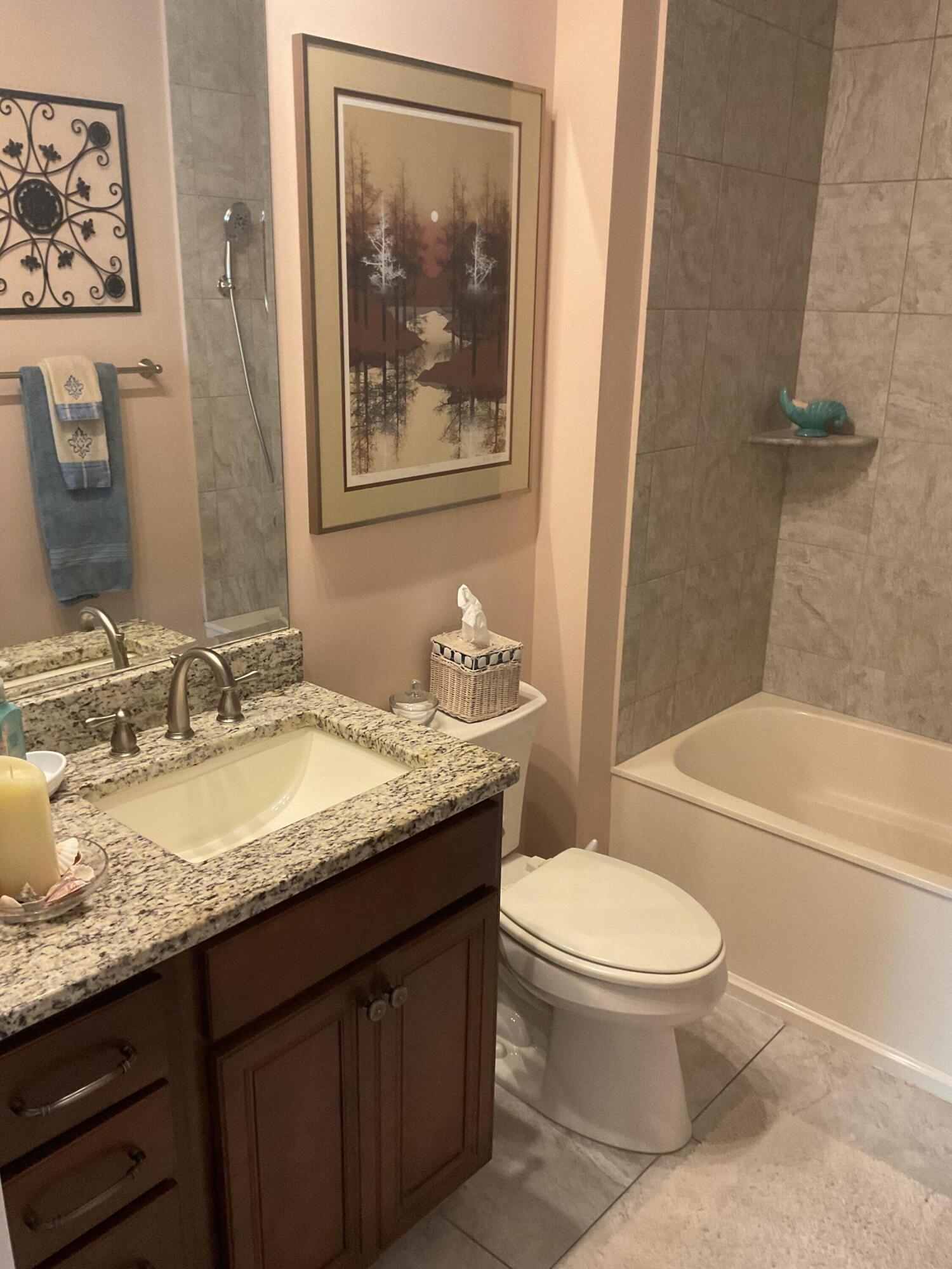 THE STABLES AT ROCKY BAYOU - Residential Lease