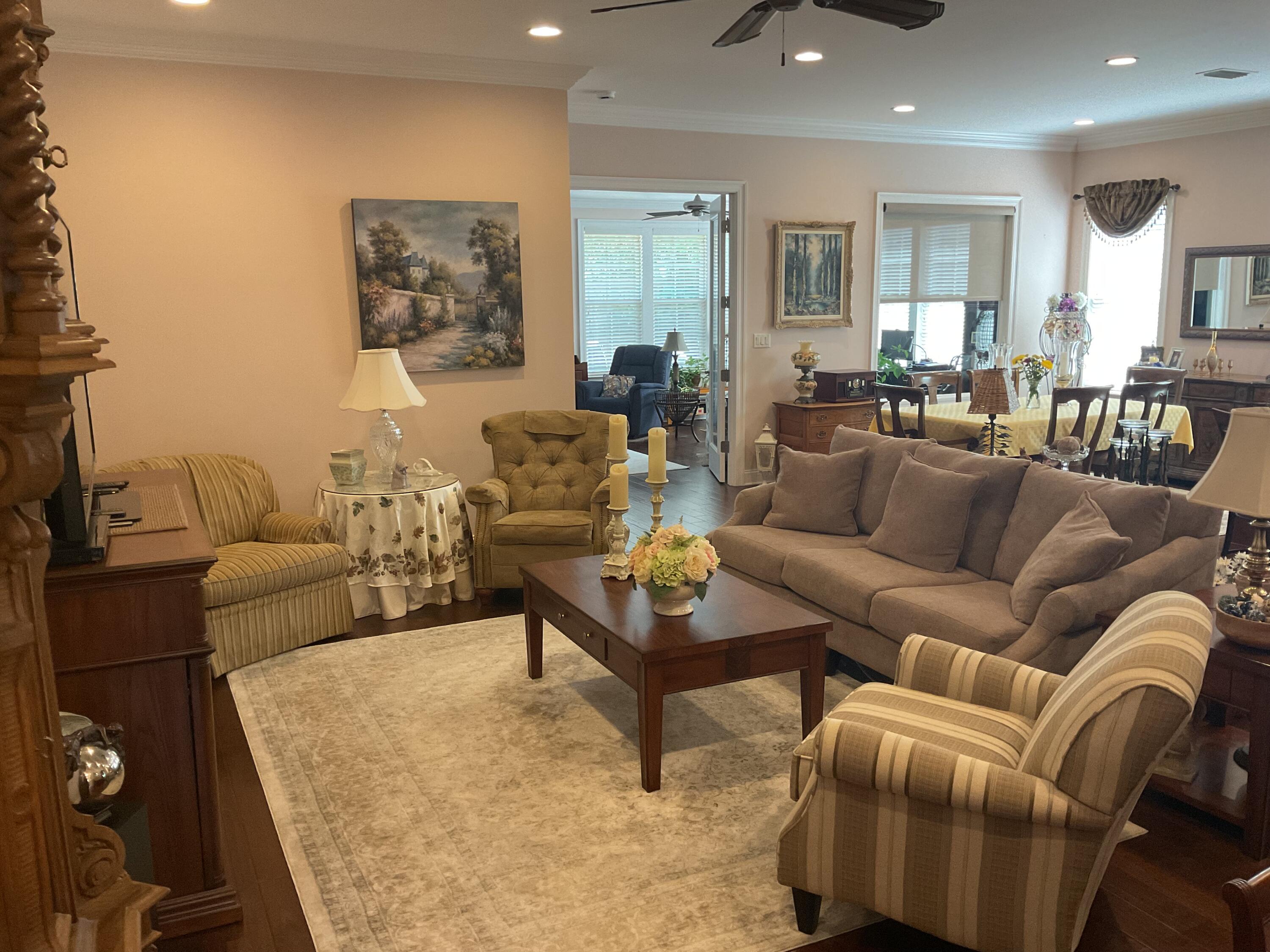 THE STABLES AT ROCKY BAYOU - Residential Lease