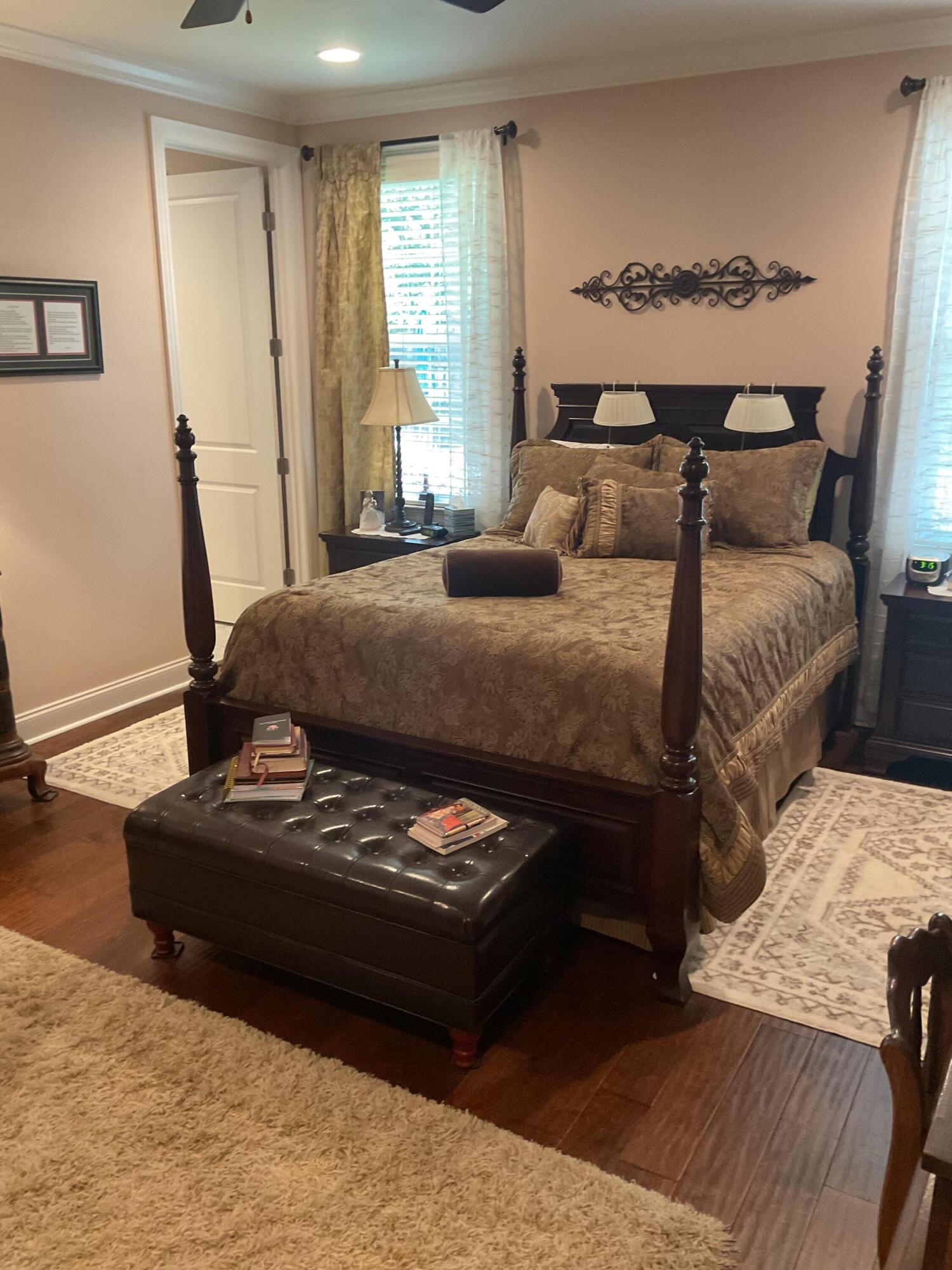 THE STABLES AT ROCKY BAYOU - Residential Lease
