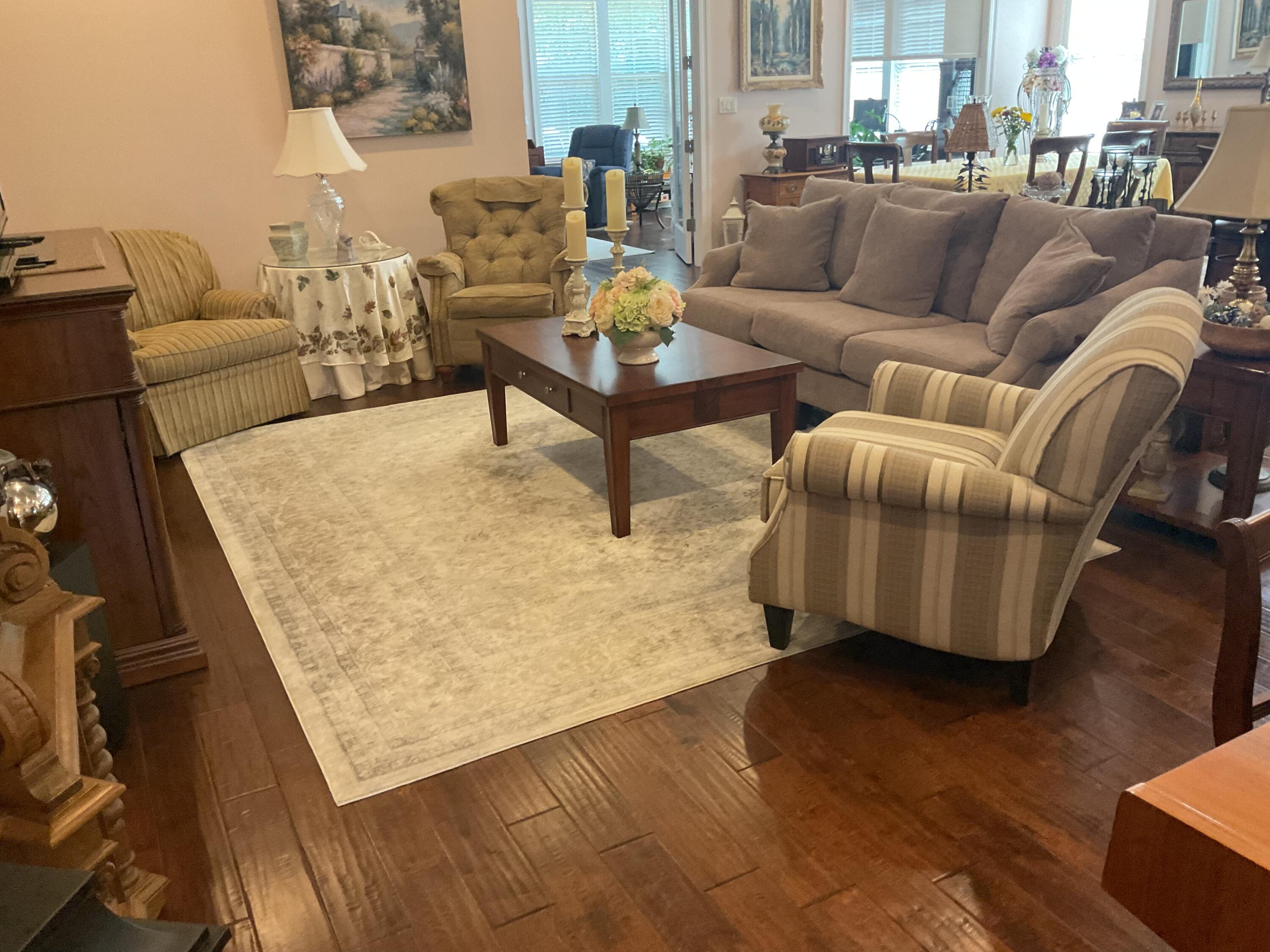 THE STABLES AT ROCKY BAYOU - Residential Lease