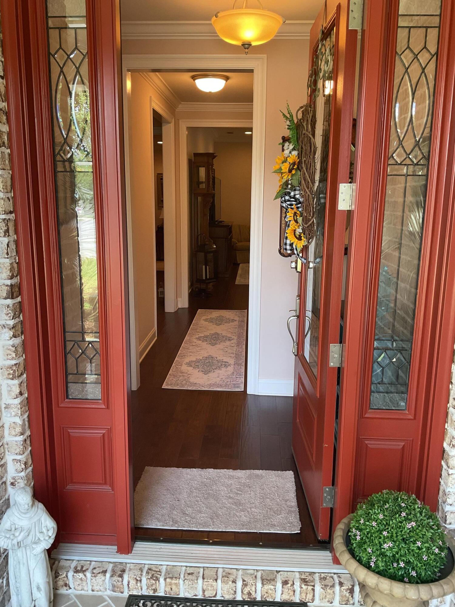 THE STABLES AT ROCKY BAYOU - Residential Lease