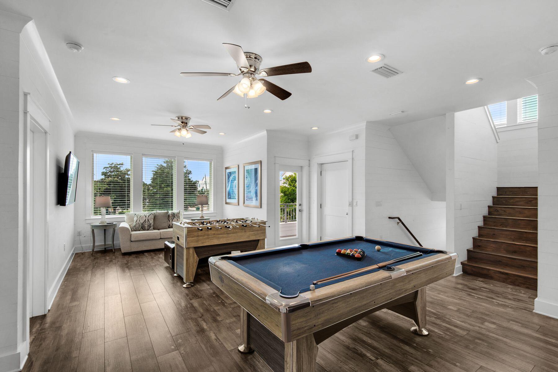 CRYSTAL BEACH - Residential