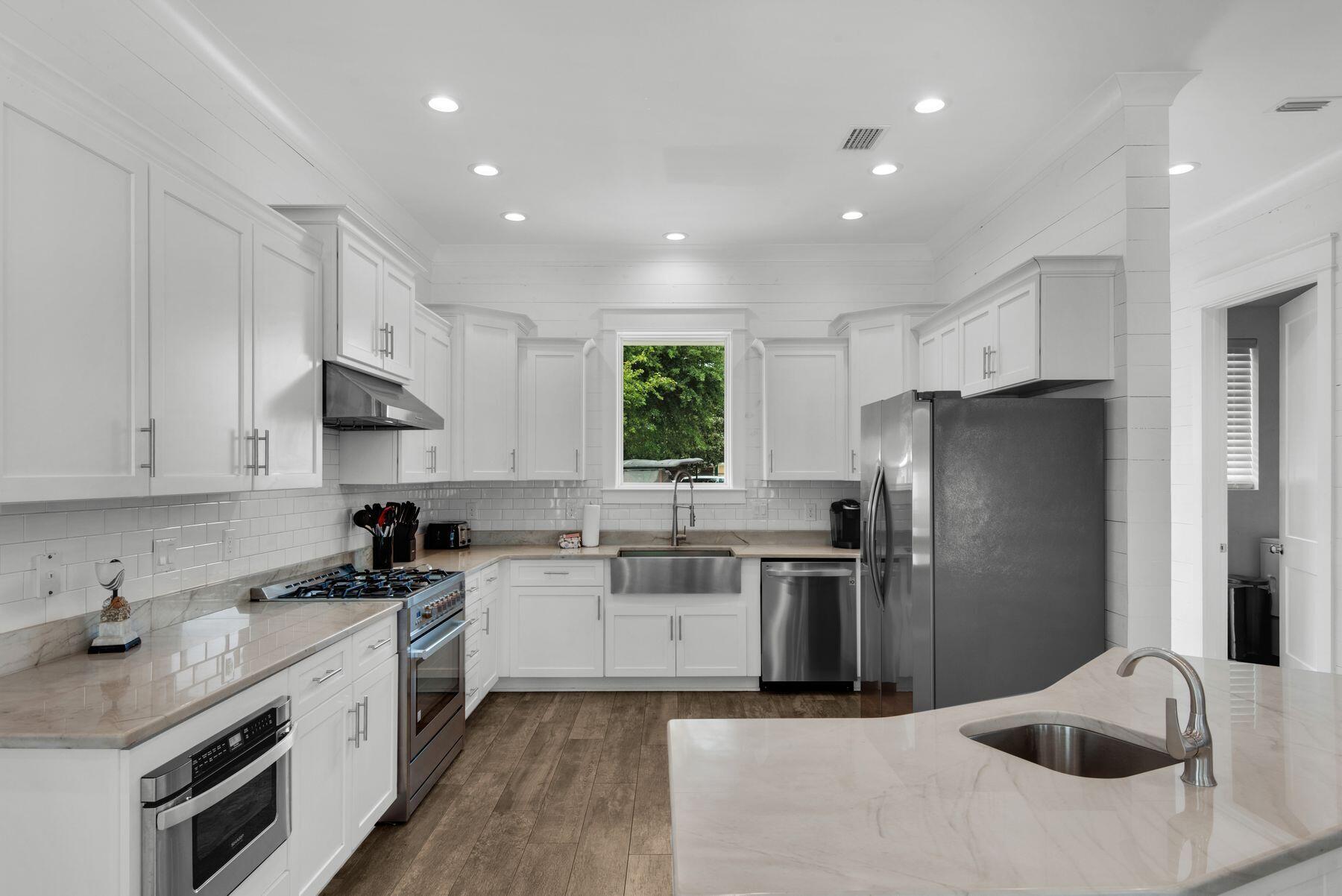 CRYSTAL BEACH - Residential