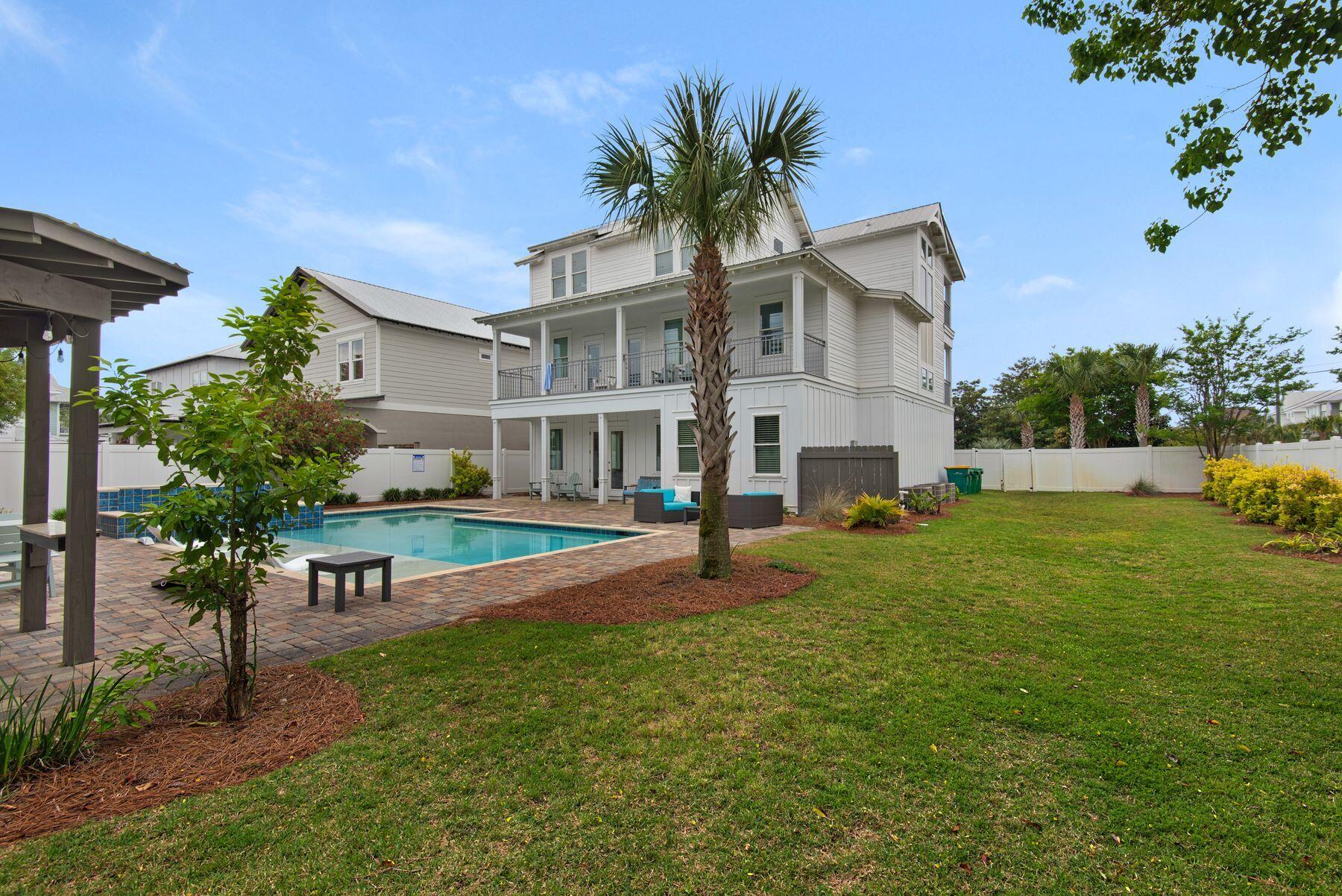CRYSTAL BEACH - Residential