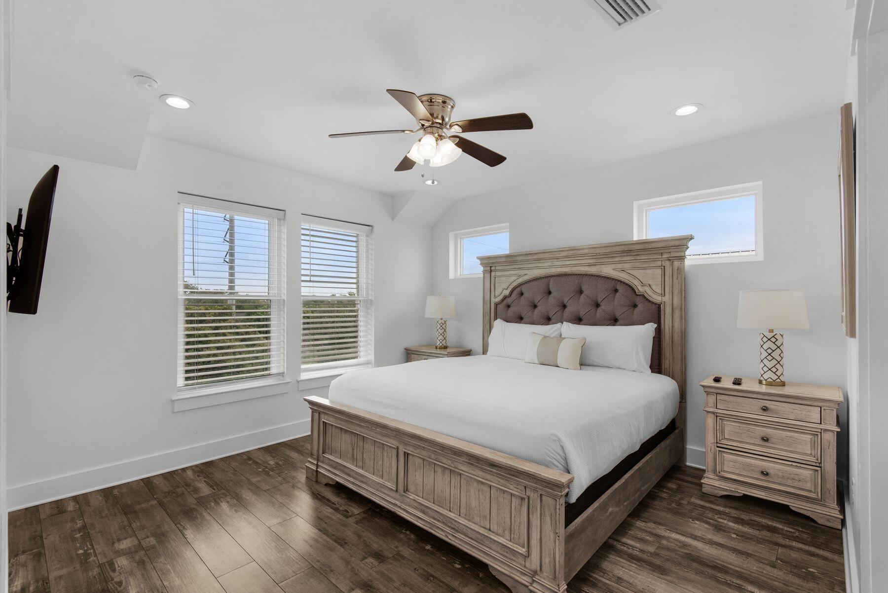 CRYSTAL BEACH - Residential