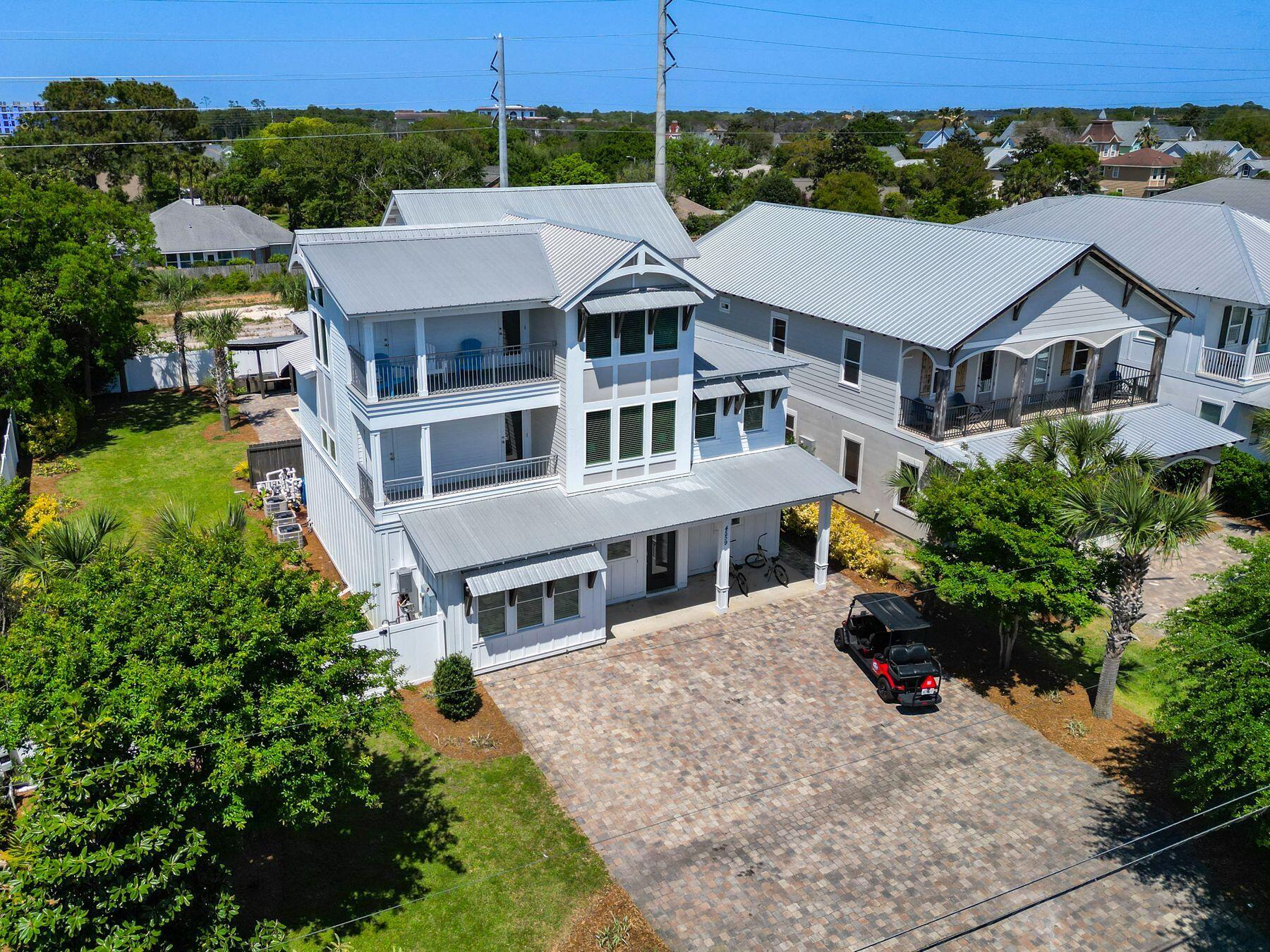 CRYSTAL BEACH - Residential