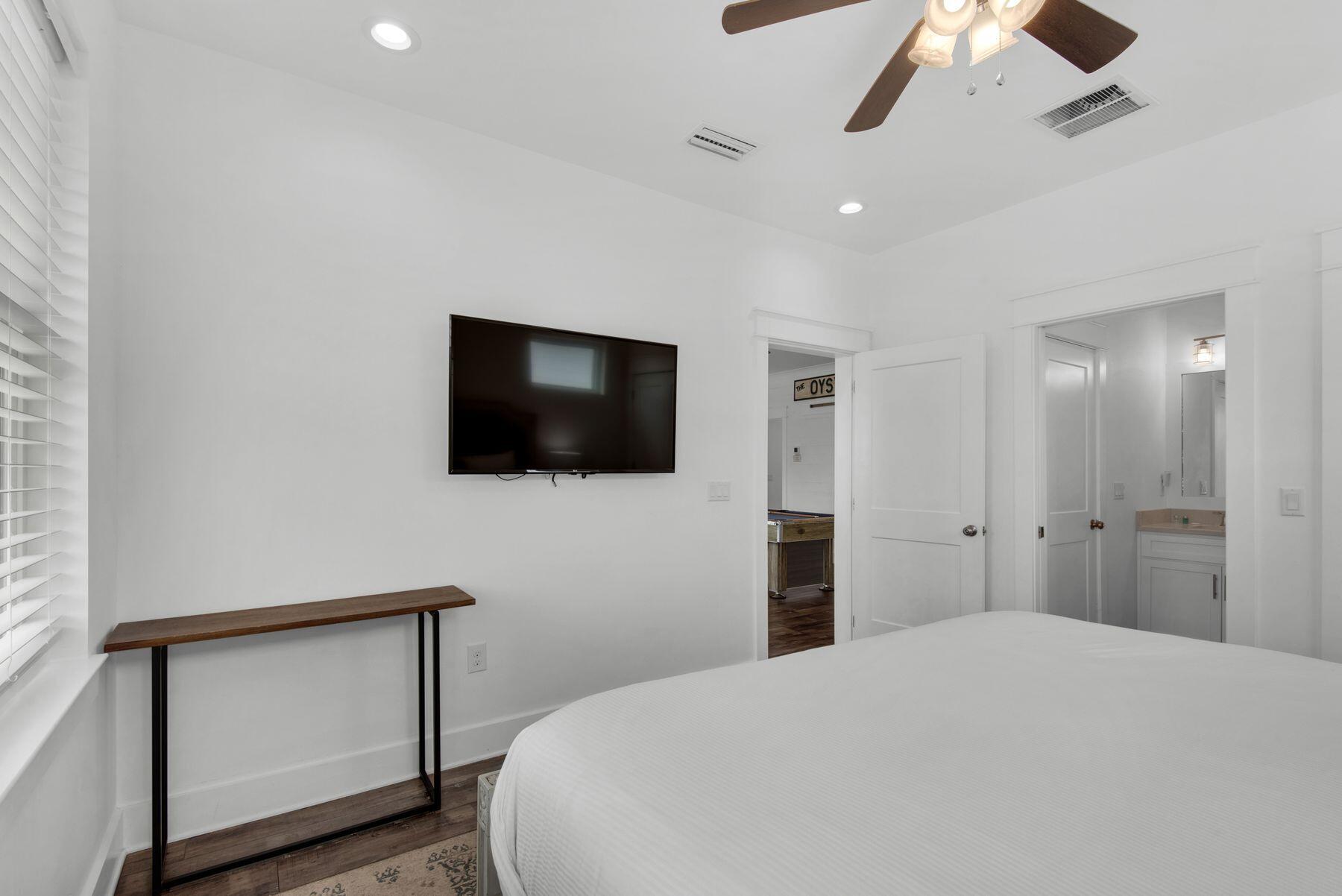 CRYSTAL BEACH - Residential