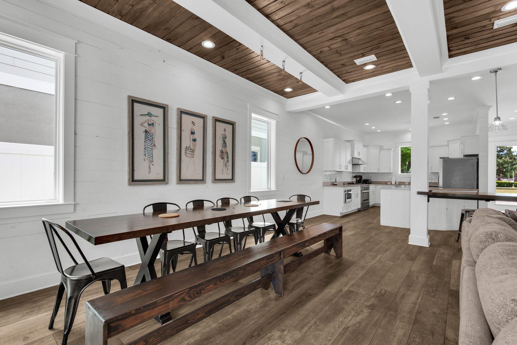 CRYSTAL BEACH - Residential