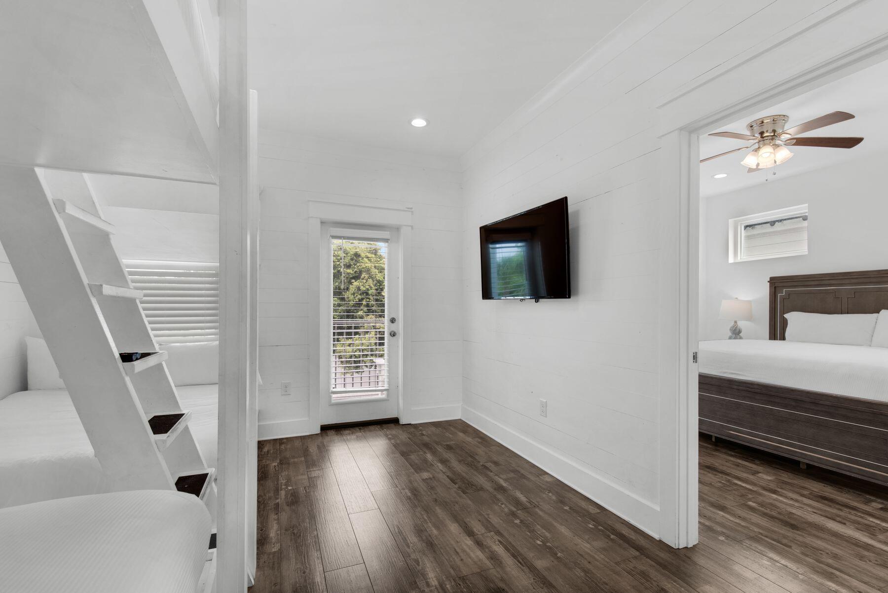 CRYSTAL BEACH - Residential