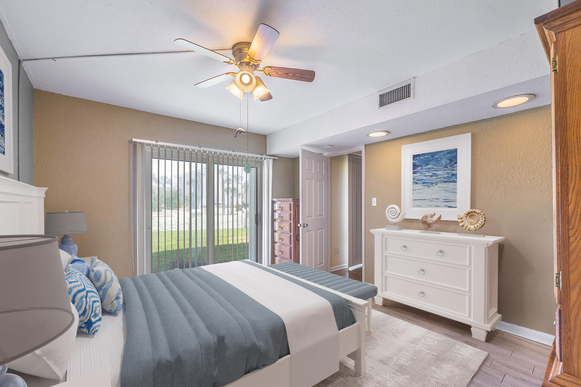 El Matador - Residential