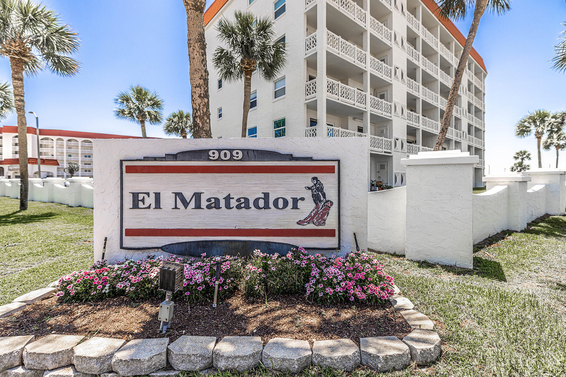 El Matador - Residential