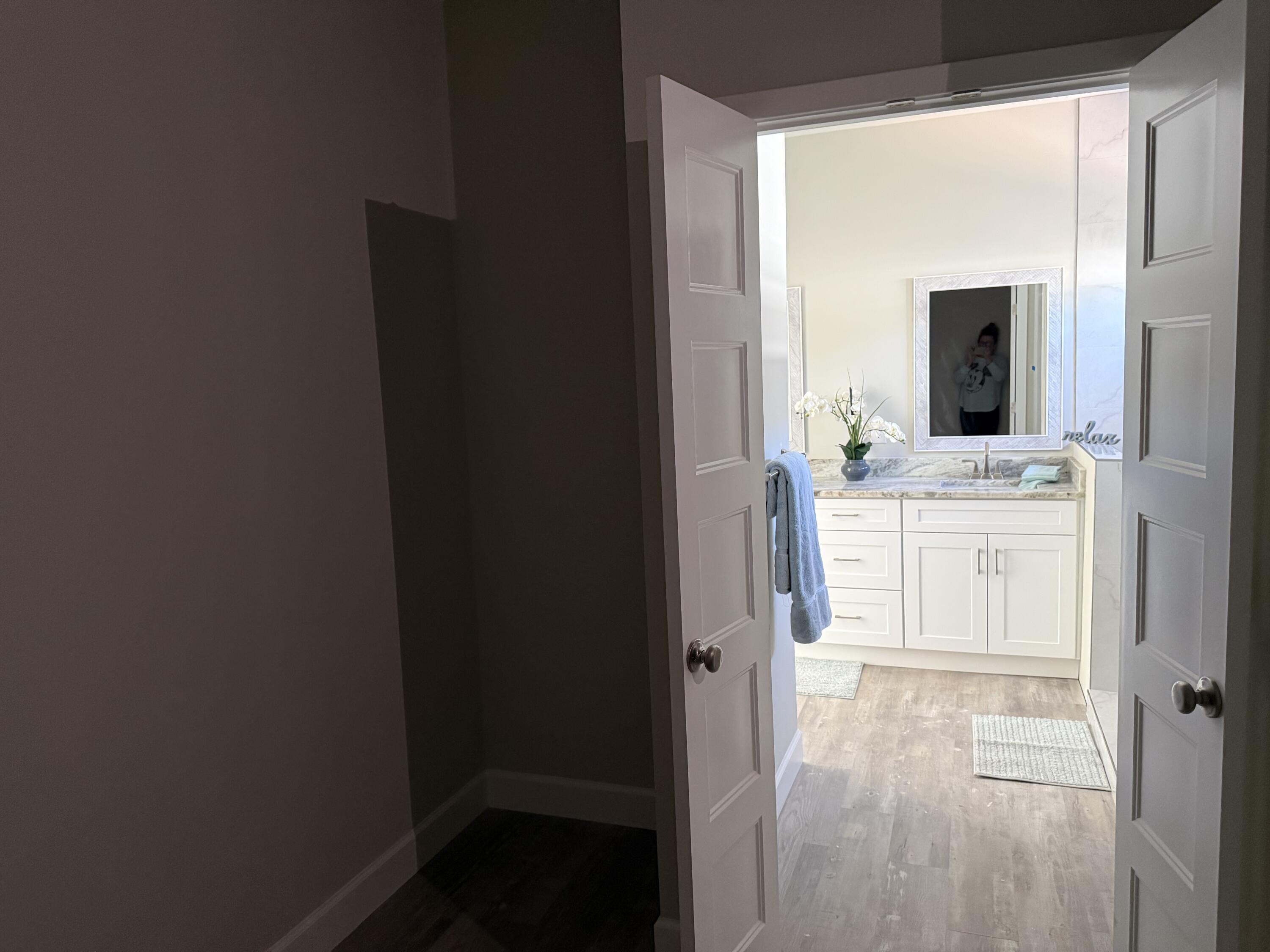 CRESCENT SHORES - Residential