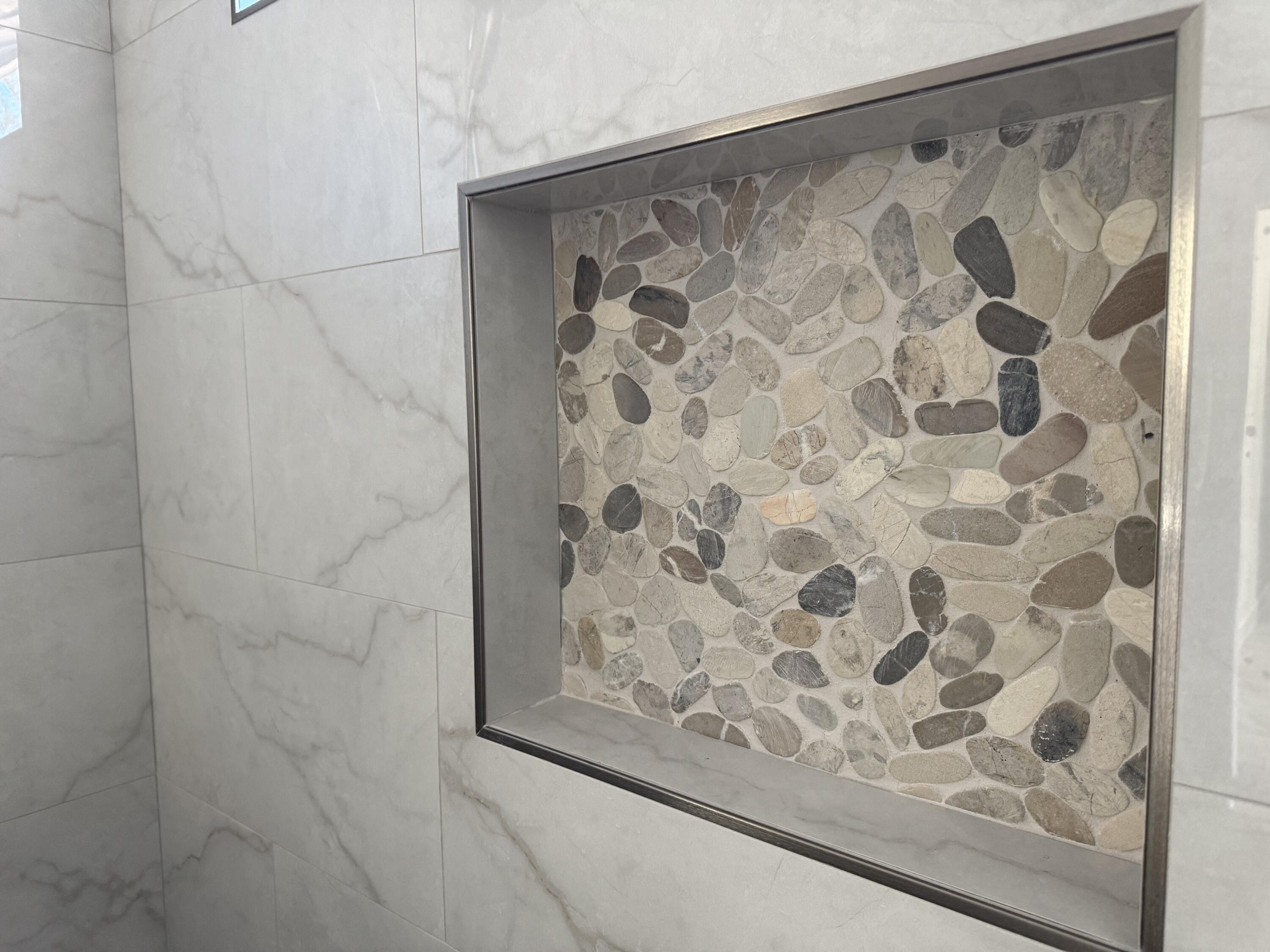 CRESCENT SHORES - Residential