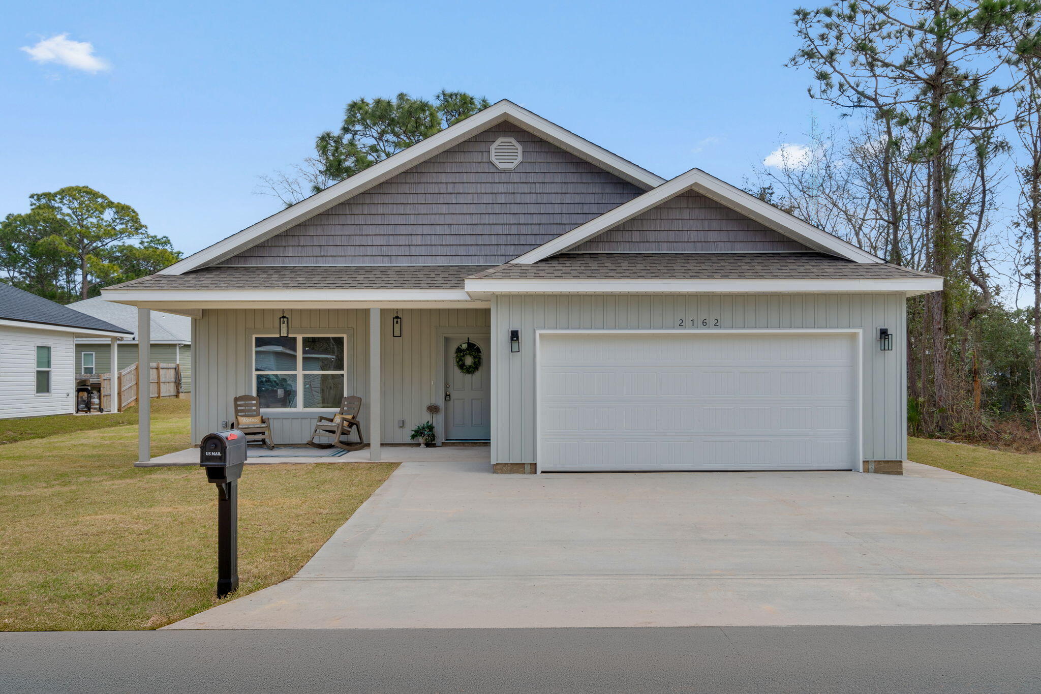 CRESCENT SHORES - Residential