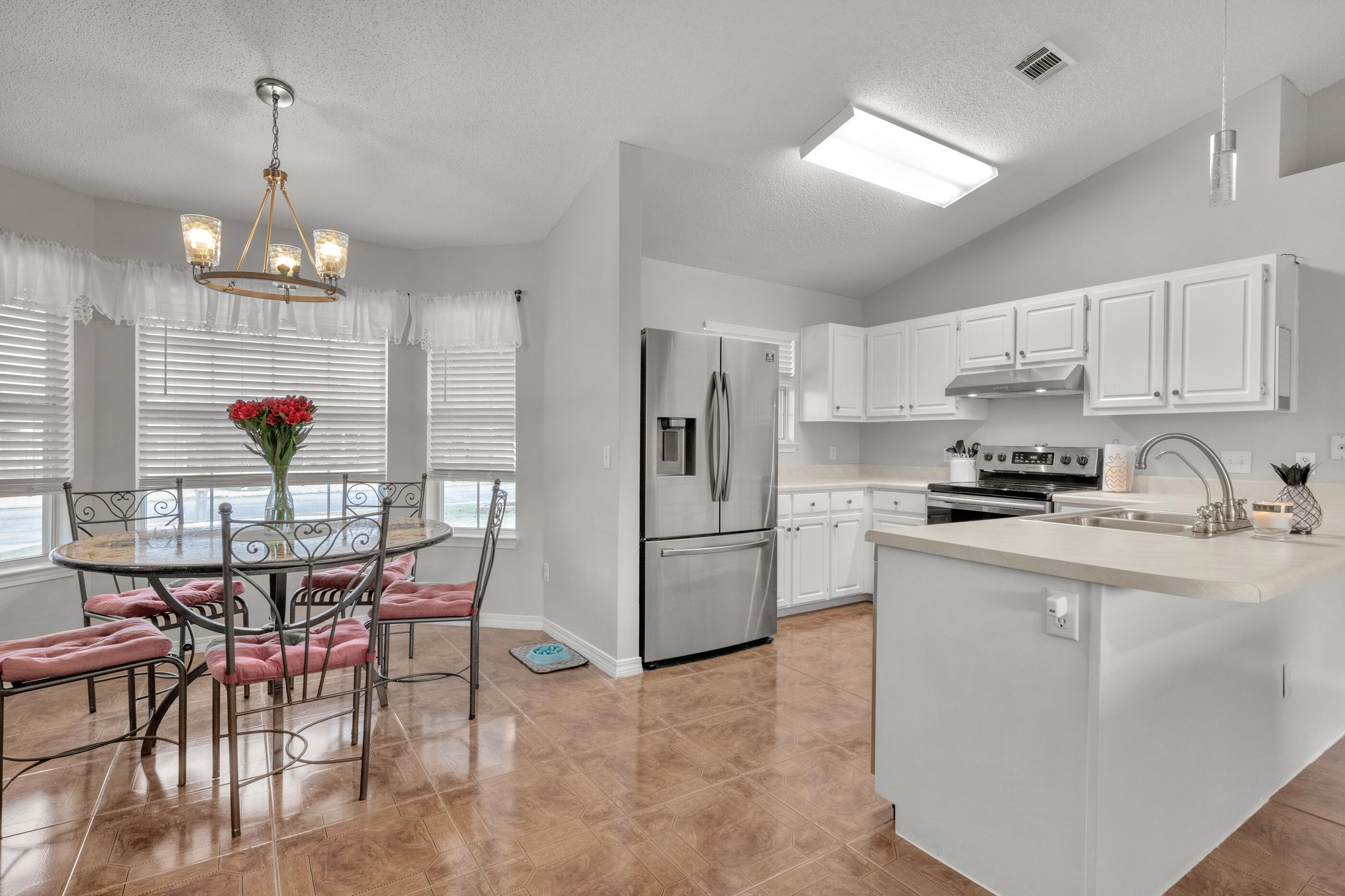 CHEROKEE BEND S/D PH 2 - Residential