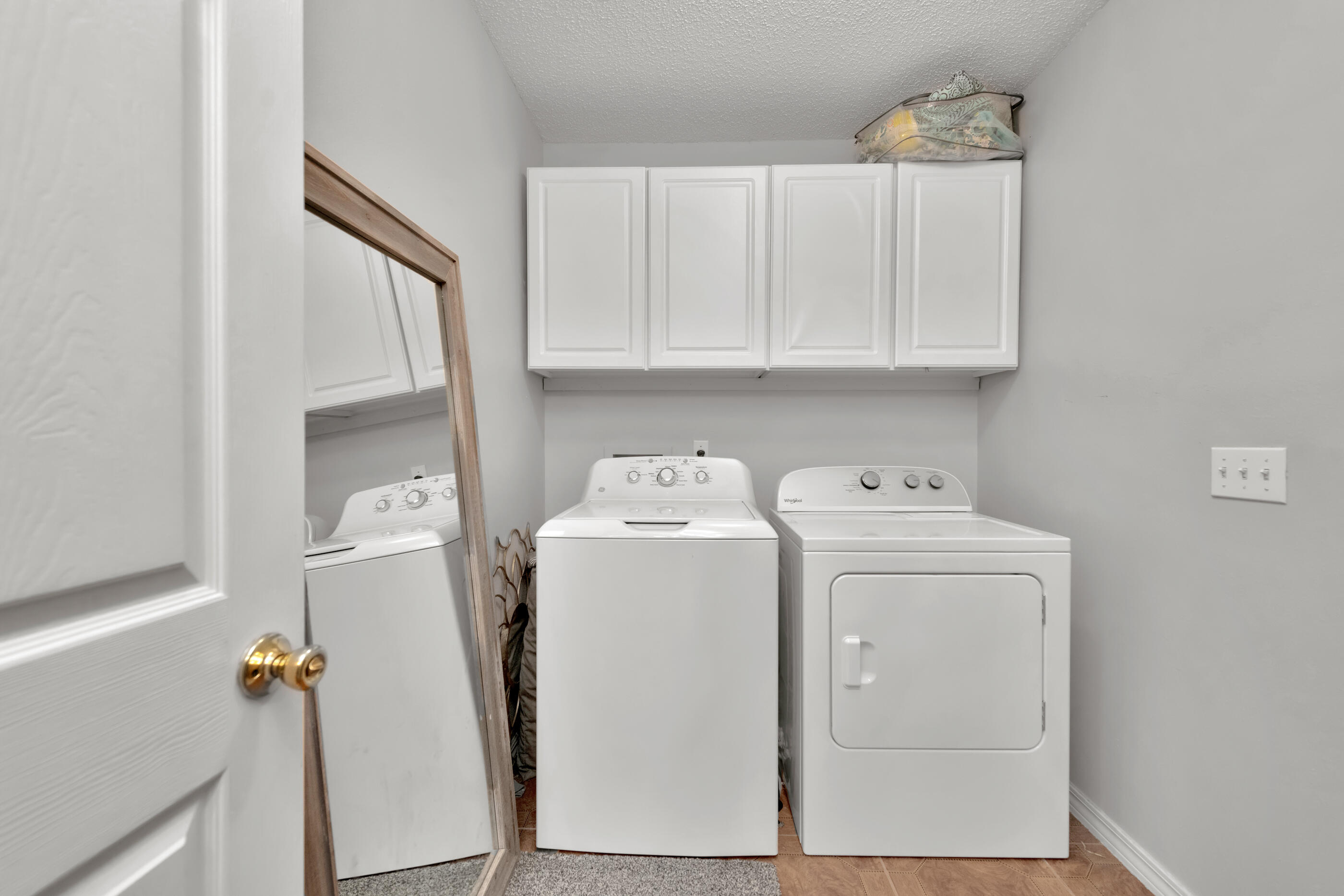 CHEROKEE BEND S/D PH 2 - Residential