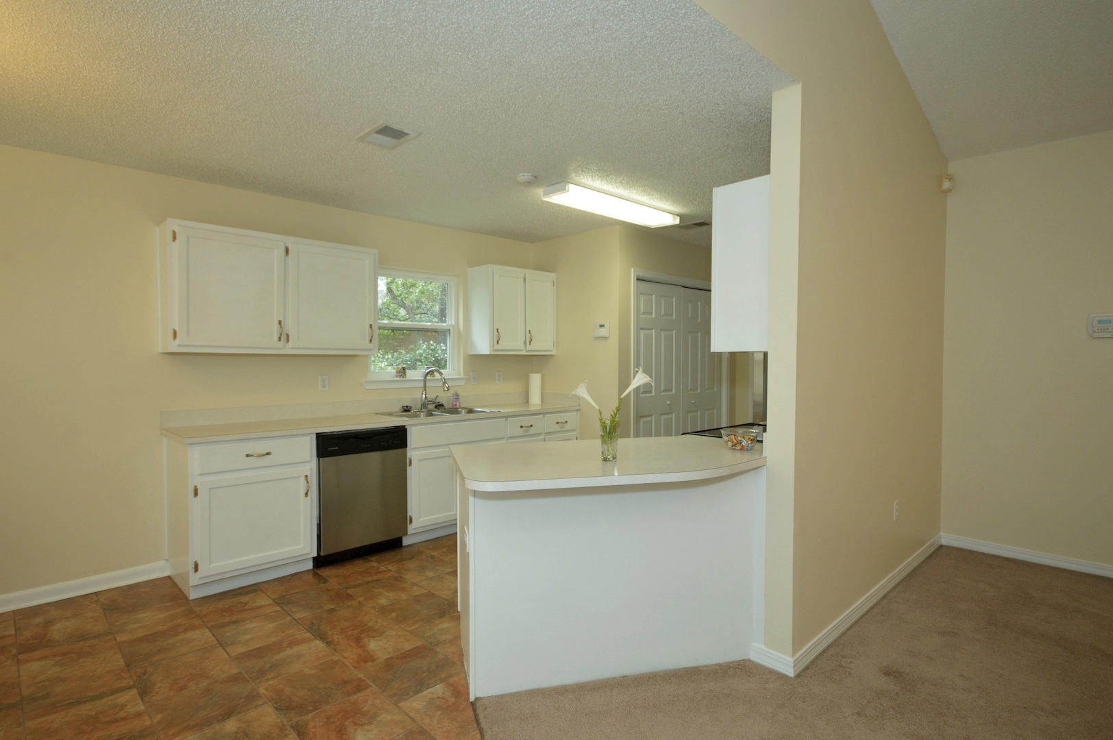 COUNTRY BREEZE ESTATES - Residential