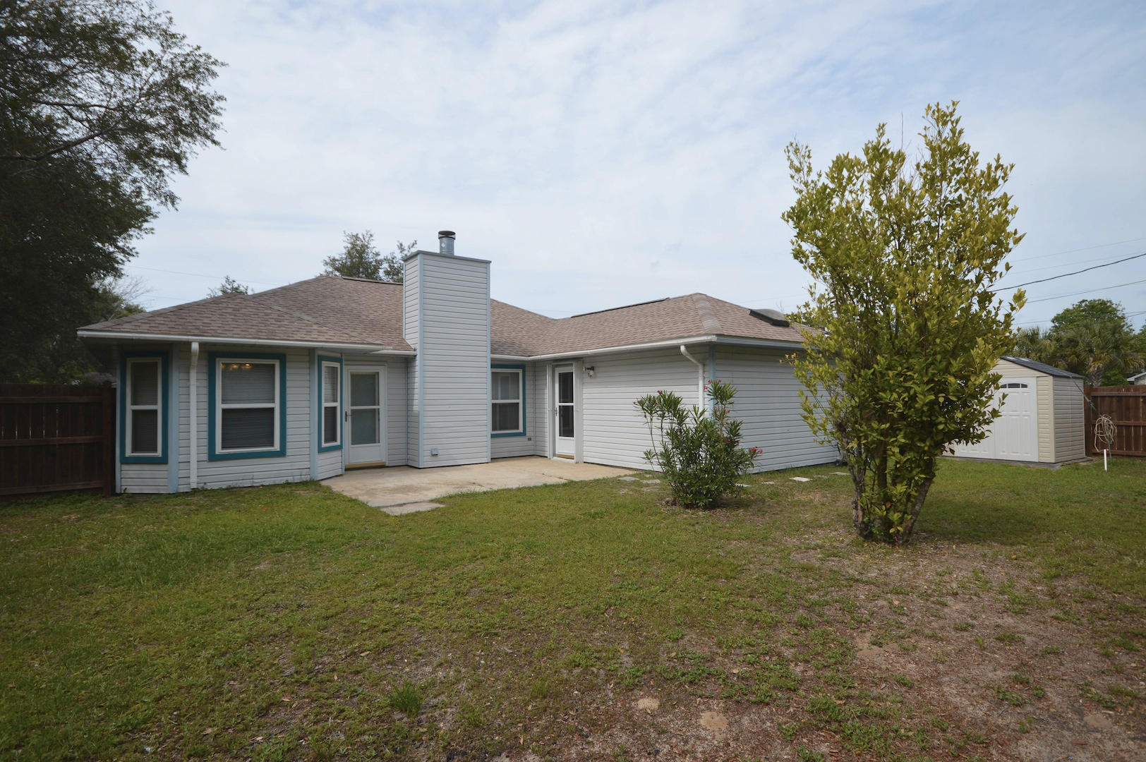 COUNTRY BREEZE ESTATES - Residential