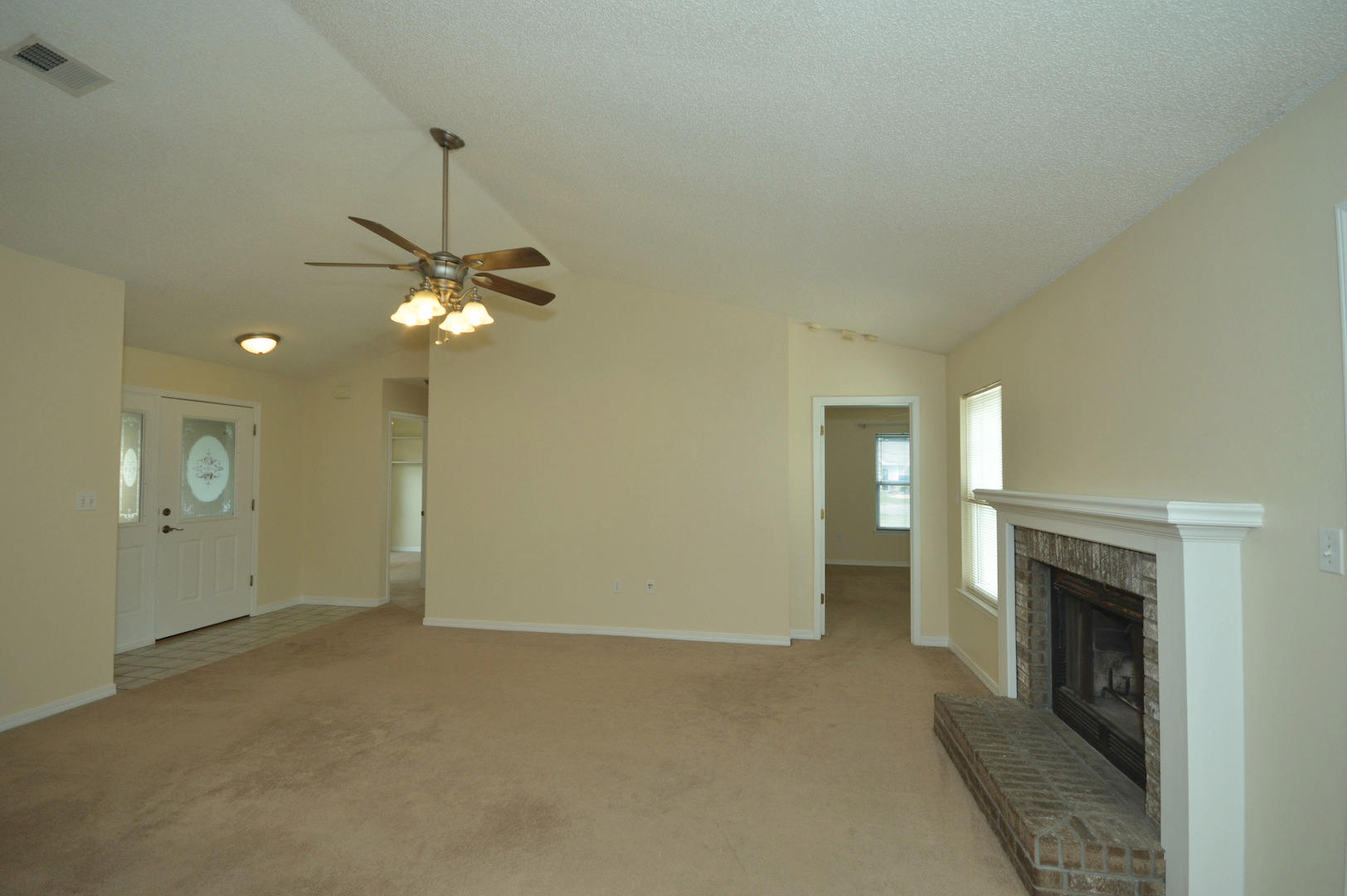 COUNTRY BREEZE ESTATES - Residential