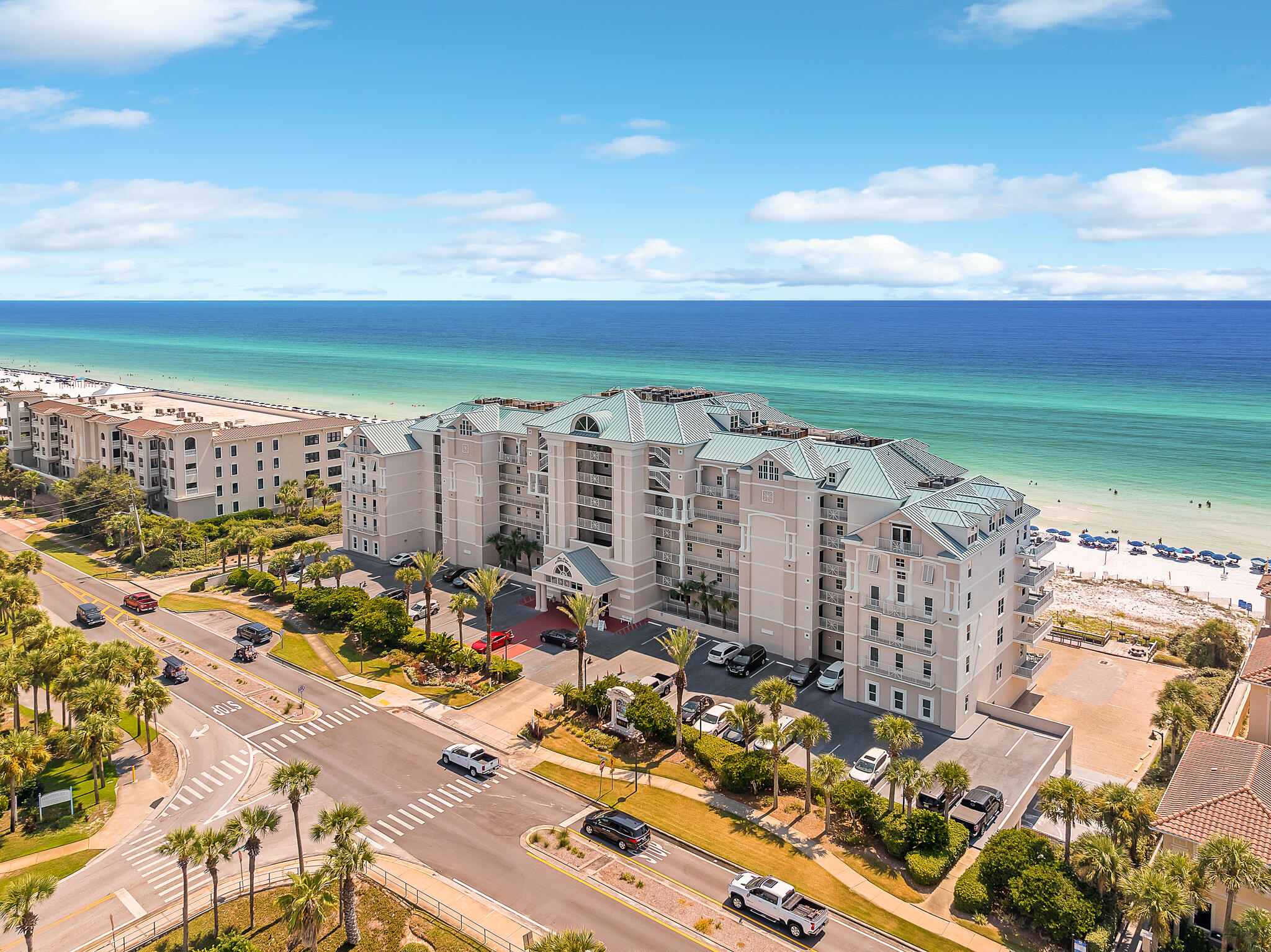 INN AT CRYSTAL BEACH (SUMMERCHASE CONDO) - Residential