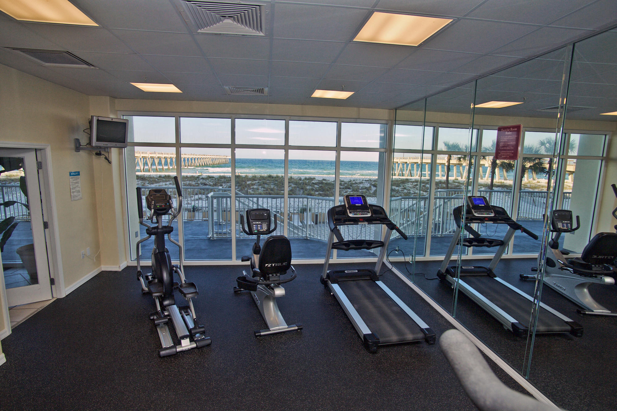 THE INN AT SUMMERWIND - Residential