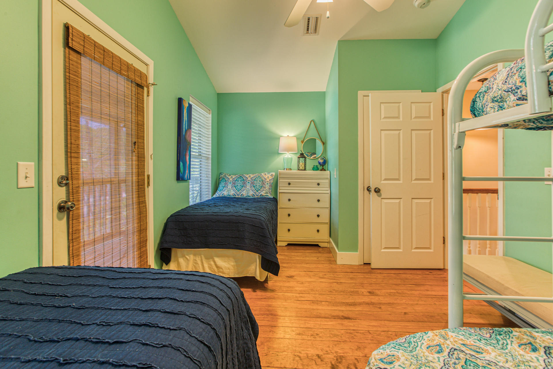 SEAGROVE 5TH ADDN - Residential