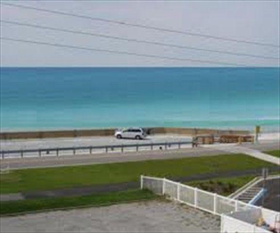 SUMMERSPELL CONDO - Residential