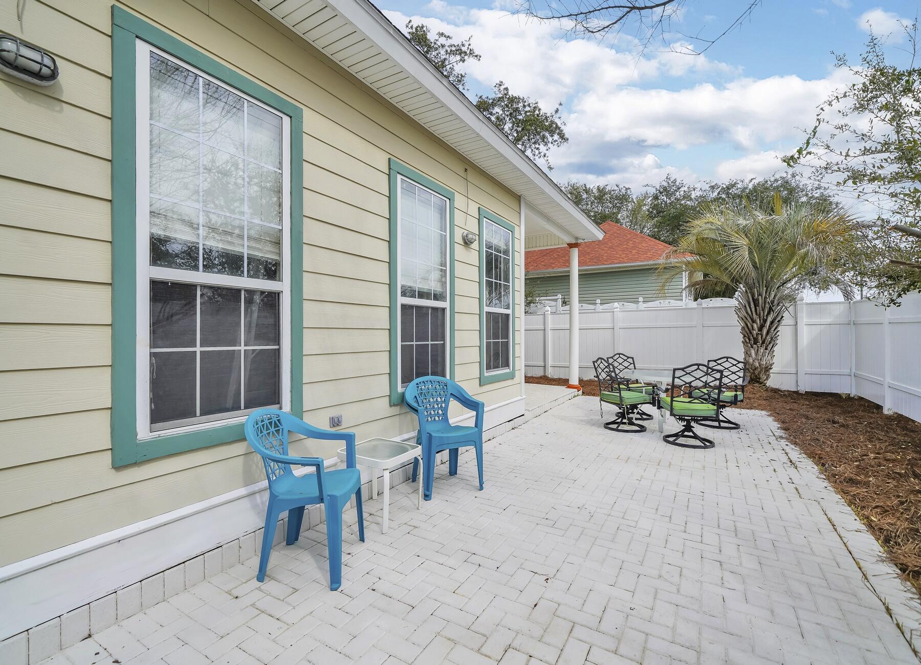 SOVEREIGN ISLE S/D - Residential