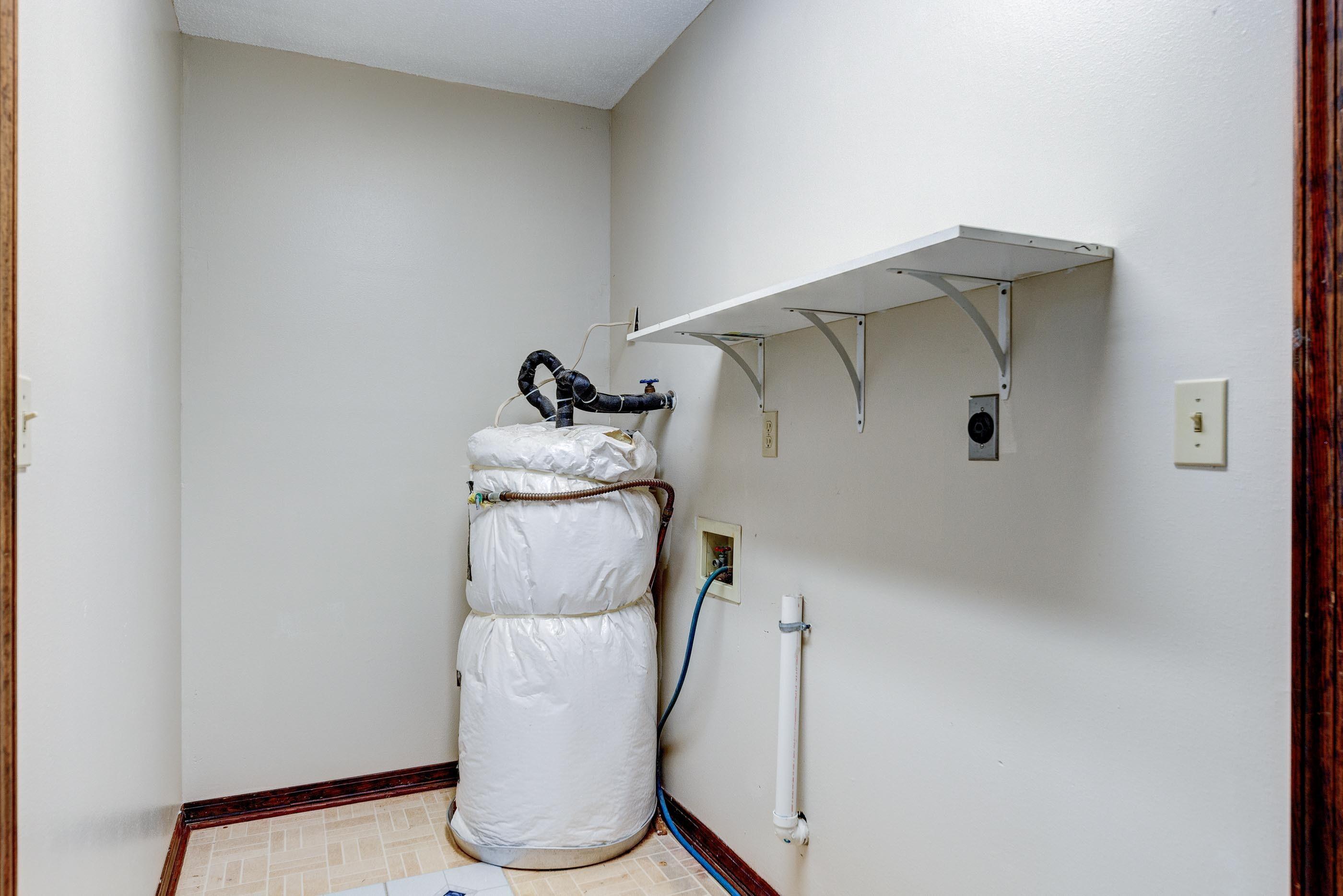 BAKER LAND CO ADDN TO BAKER - Residential