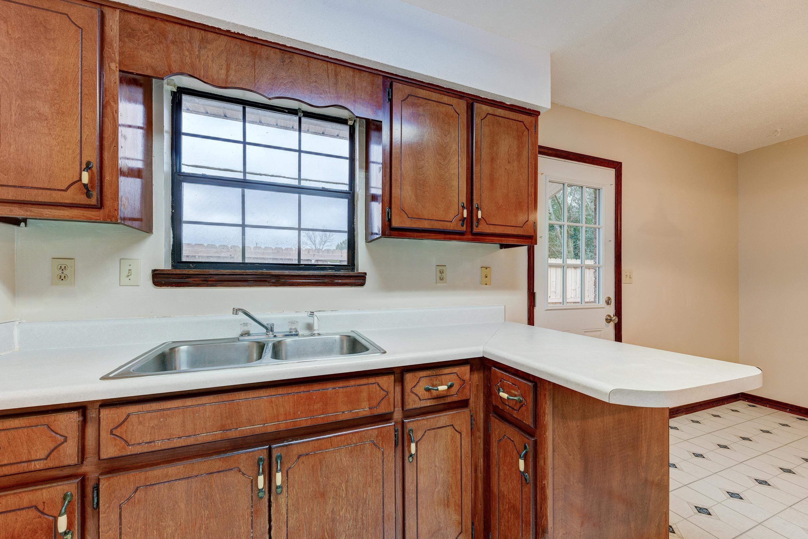 BAKER LAND CO ADDN TO BAKER - Residential