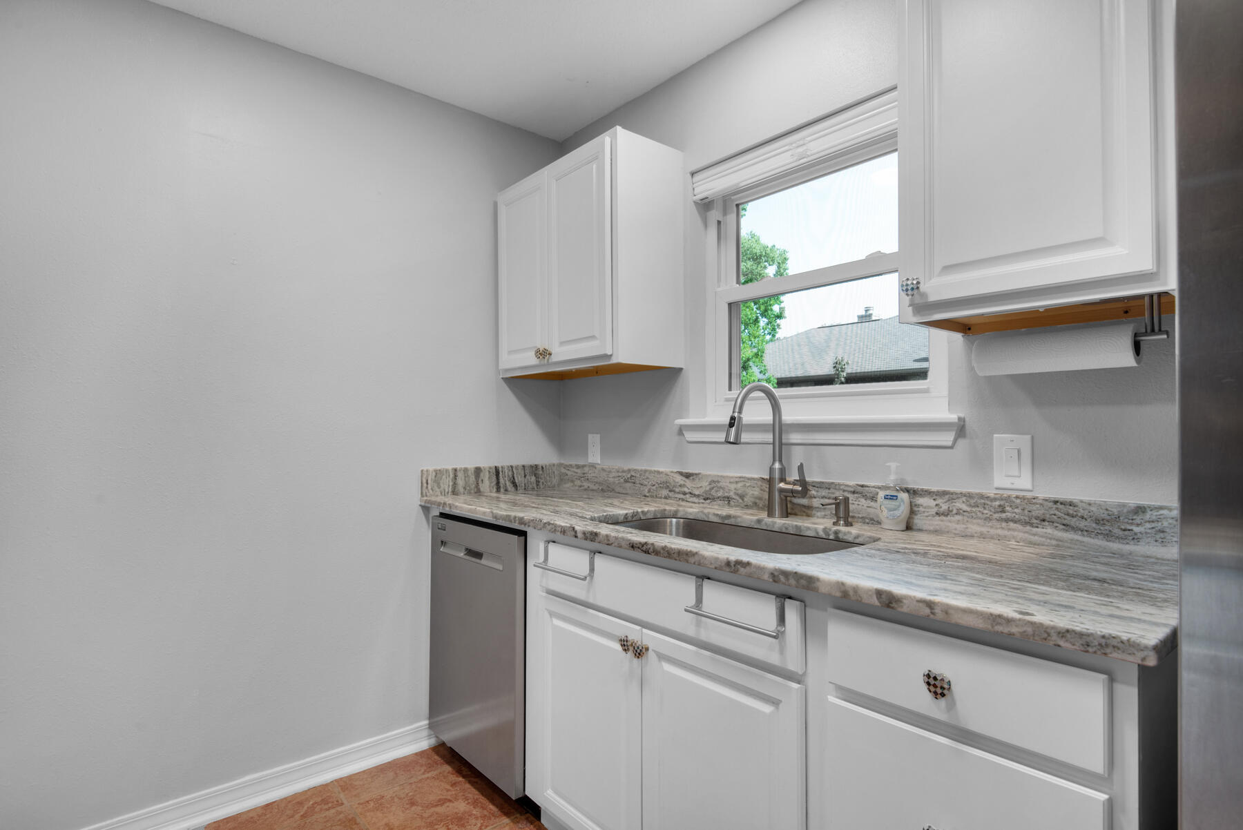 HOLLEY BY THE SEA - Residential