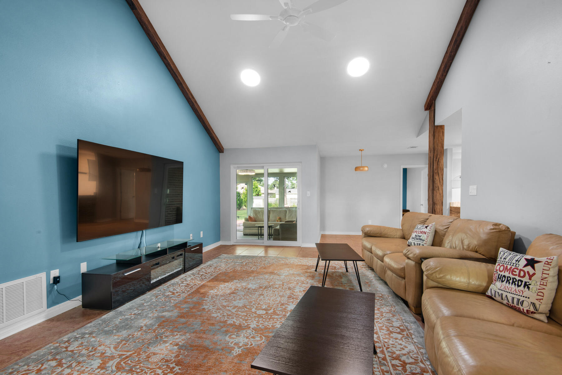 HOLLEY BY THE SEA - Residential