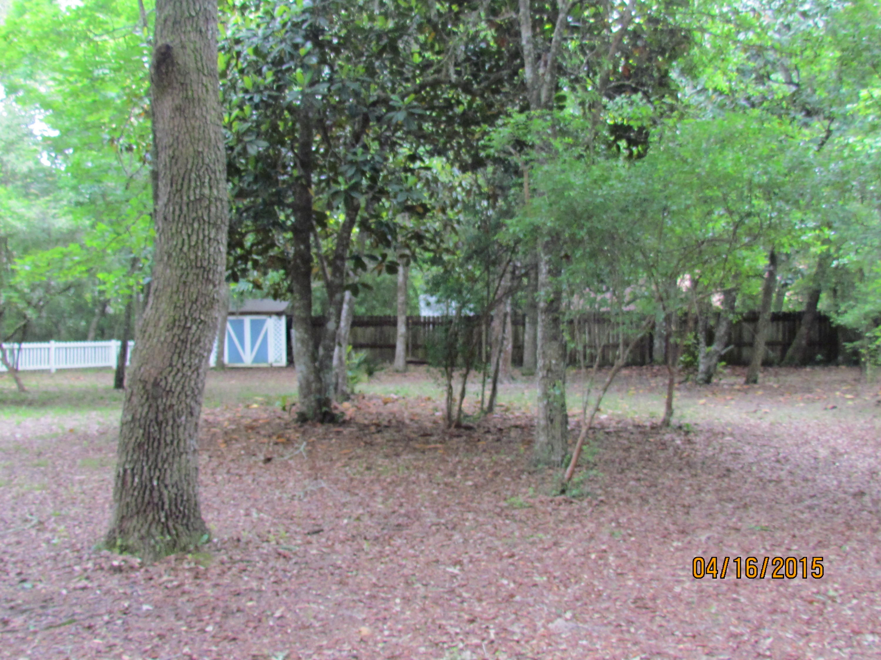 LAKE PIPPIN - Residential Lease