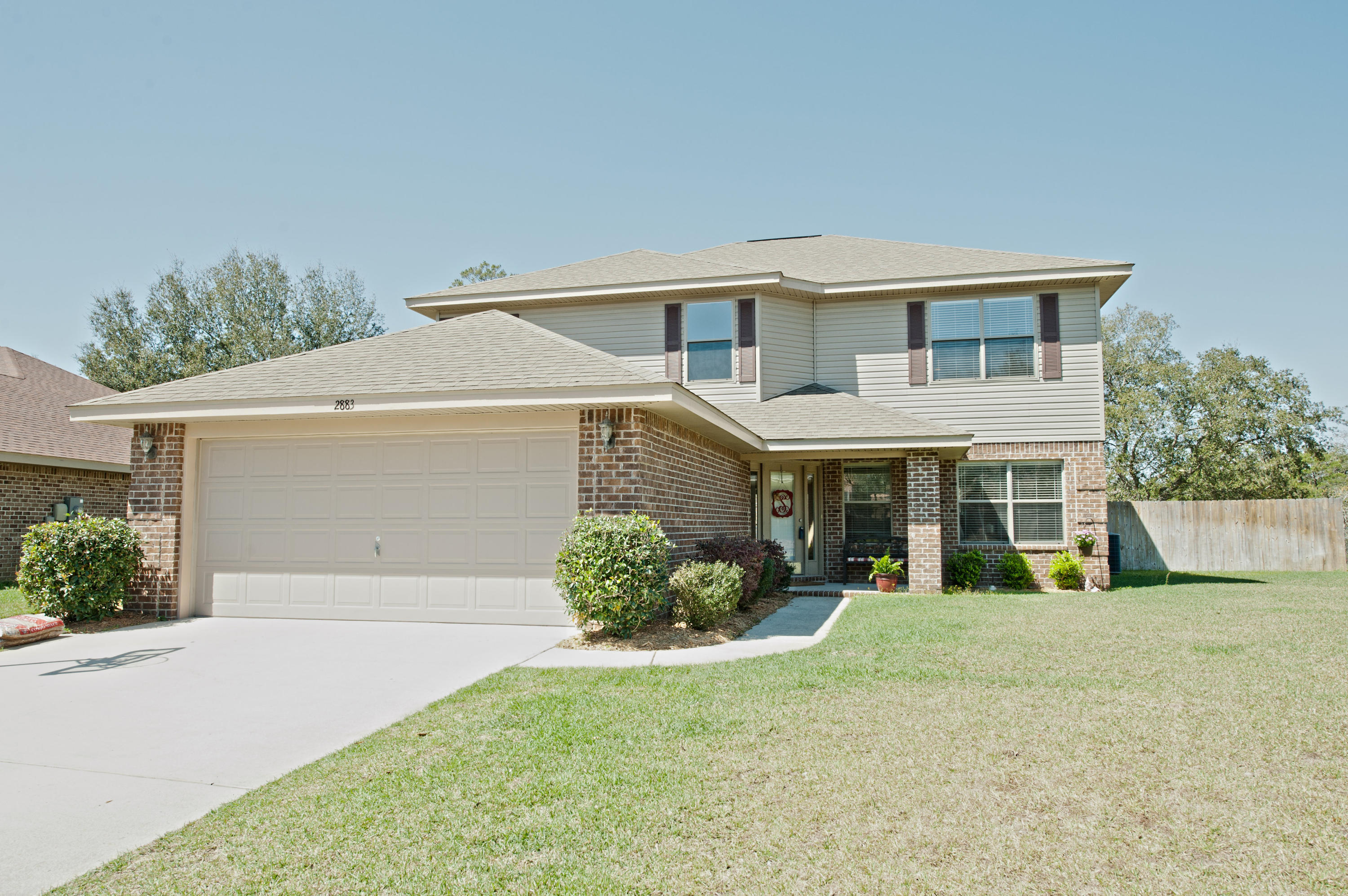 Great neighborhood of Waterstone! Rare 2767 sq. ft. 5 Bedroom 3 Bath home! Open Floor plan, Downstairs: large kitchen with stainless steel appliances, breakfast bar, smoothtop range, vinyl in wet areas floors, large dining and den across from the open kitchen and dining. Bedroom downstairs, large family room. 2nd floor: 4 bedrooms with master, 2 baths up and one bath room downstairs. Laundry is upstairs, along with a large loft. An open staircase, master has shower and separate tub. Large walk-in closet.Exterior: lawn pump, sprinkler system, fenced yard, 30-year dimensional shingles, flat back yard.