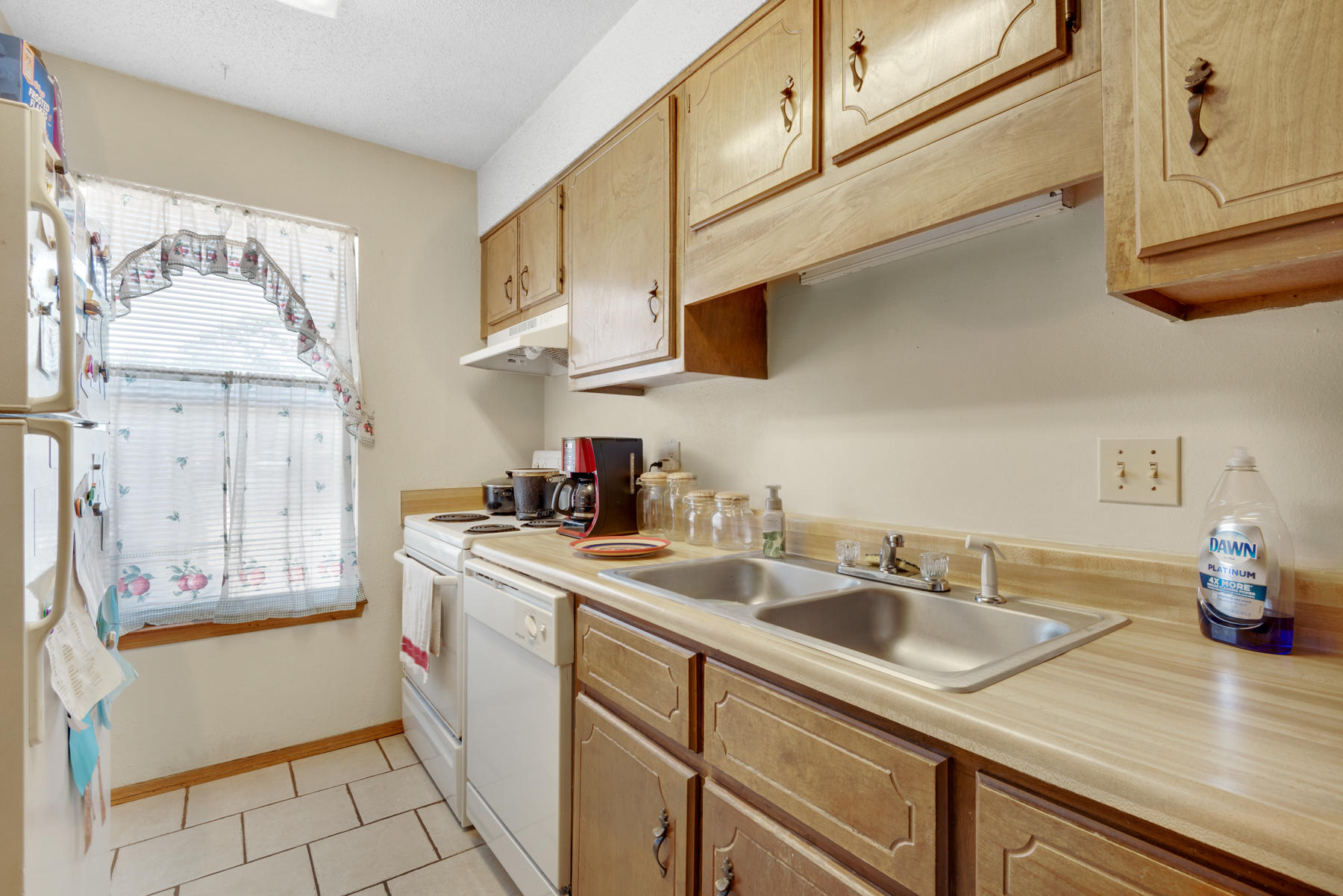 PARKWOOD TERRACE S/D LOT 14 - Residential