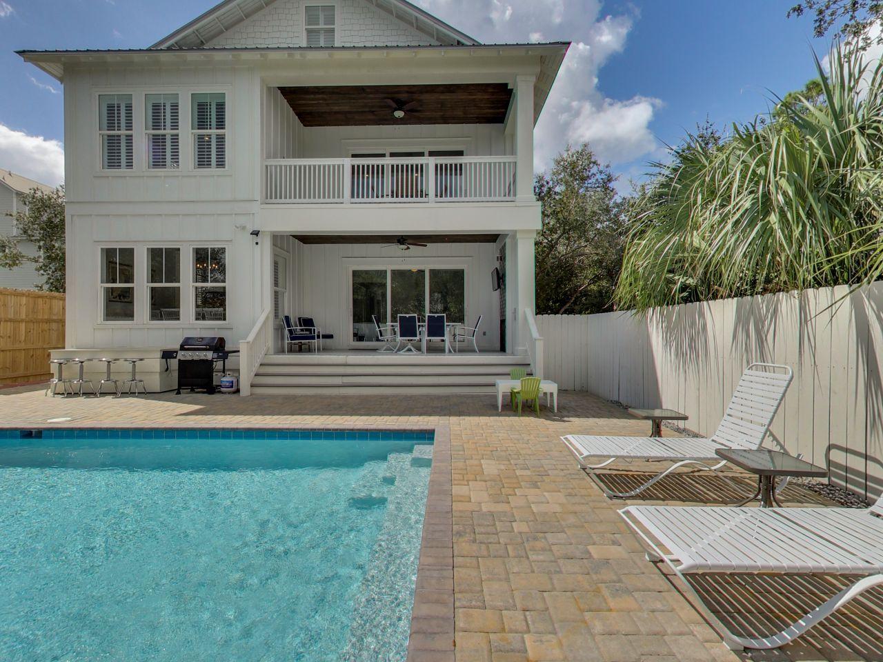 GULF SHORE MANOR - Residential