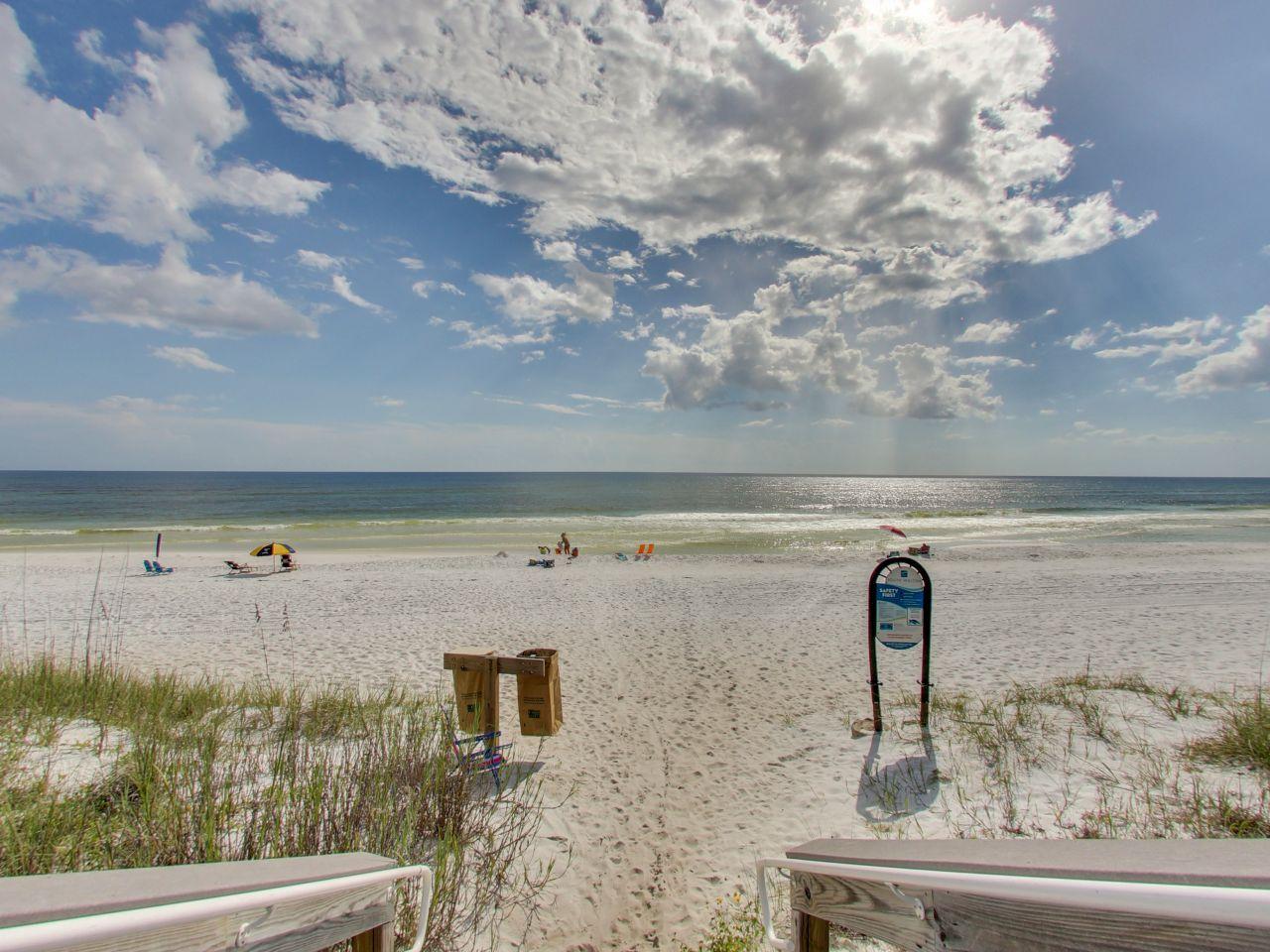 GULF SHORE MANOR - Residential