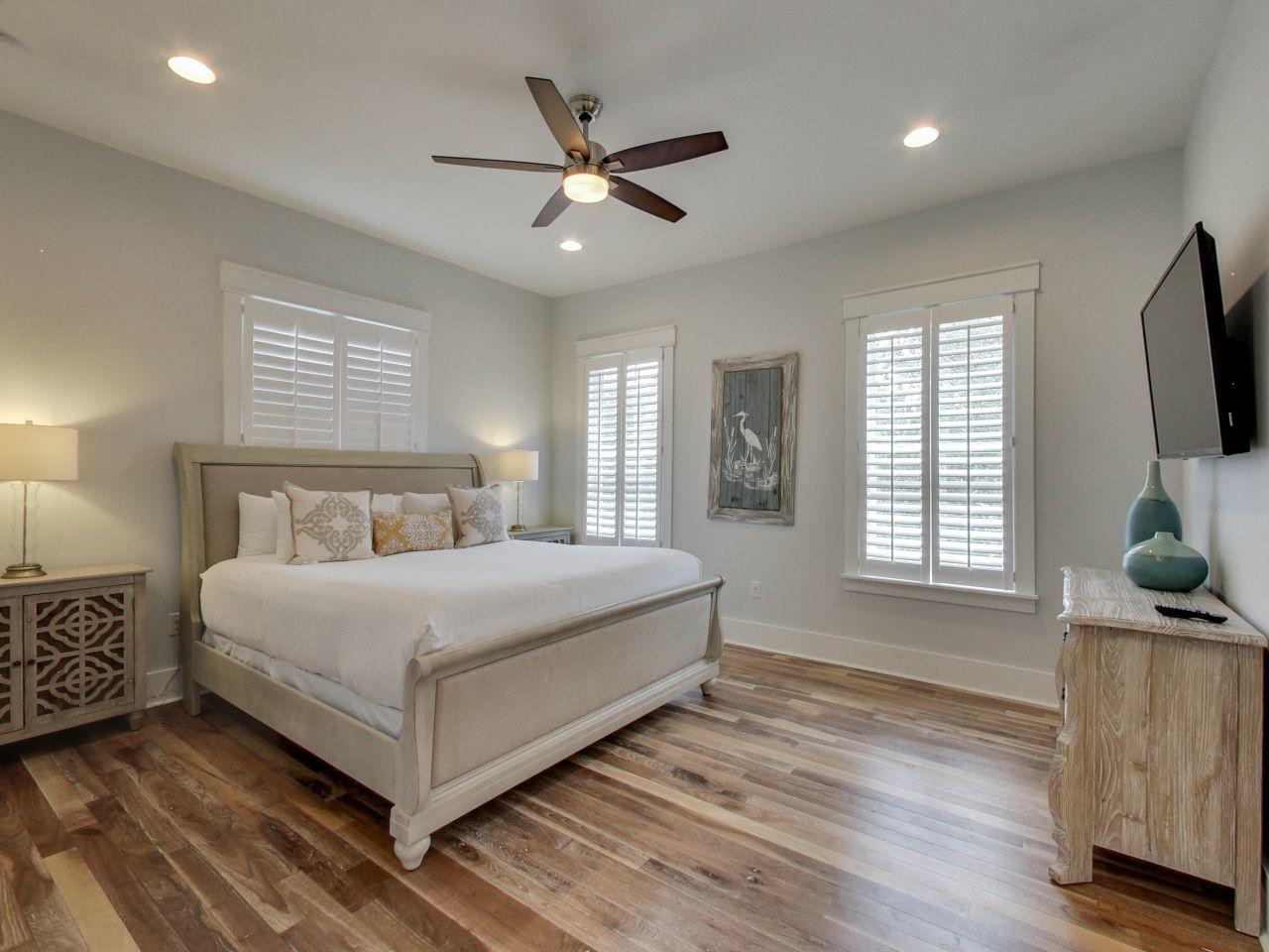 GULF SHORE MANOR - Residential