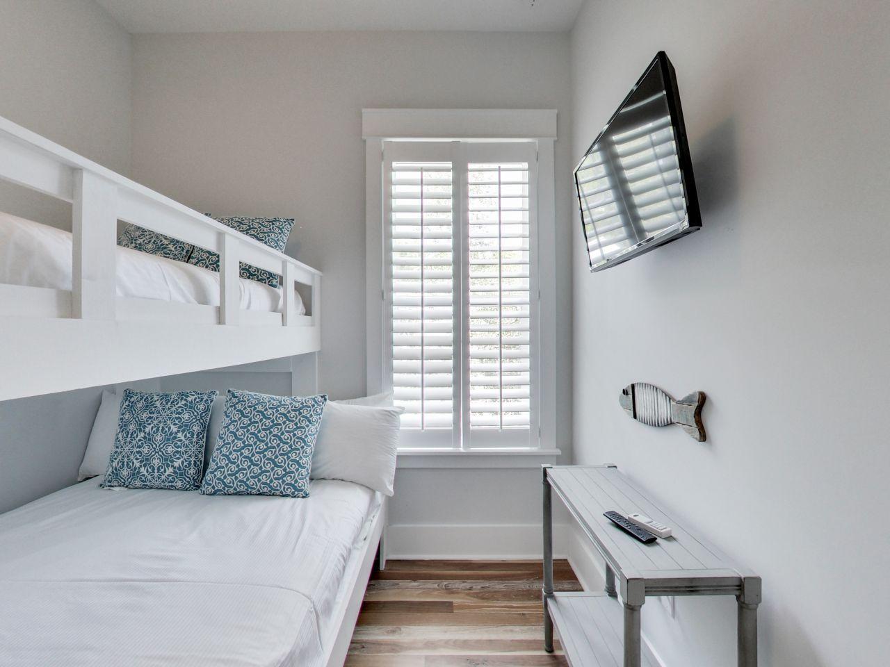 GULF SHORE MANOR - Residential