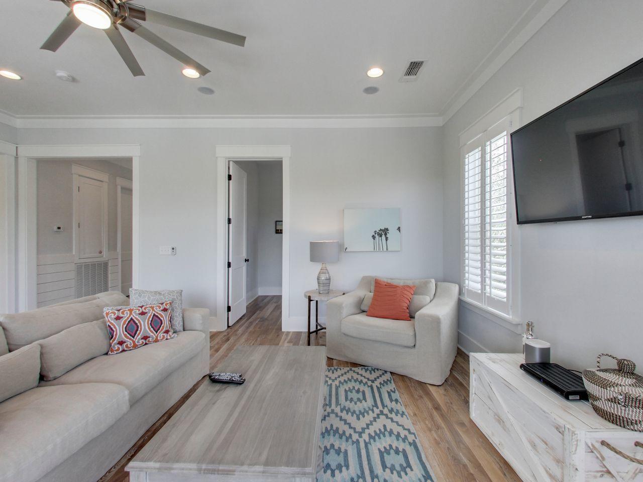 GULF SHORE MANOR - Residential