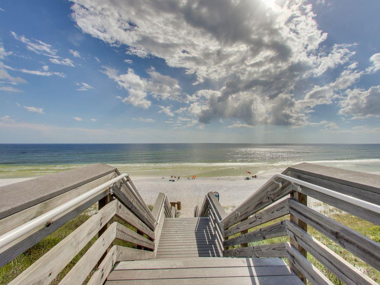 GULF SHORE MANOR - Residential